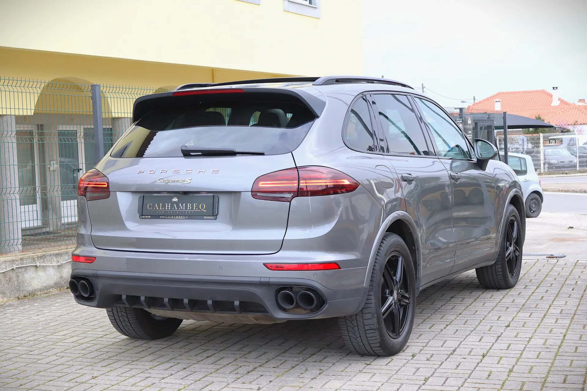 Porsche Cayenne S E-Hybrid 6