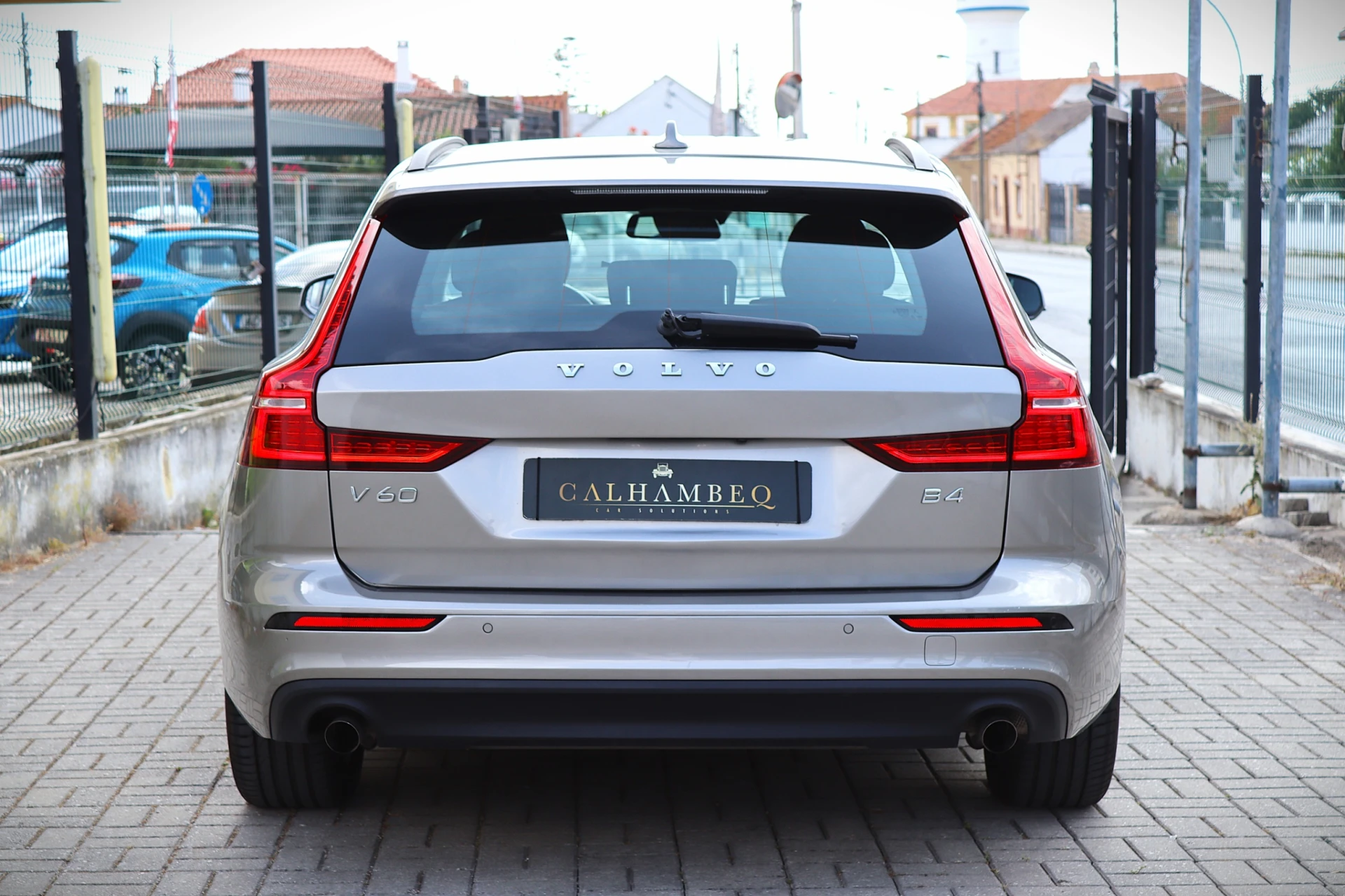 Volvo V60 B4 Momentum 9