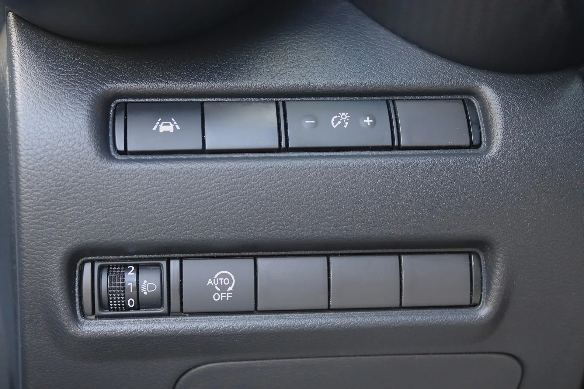 Nissan Juke 1.0 DIG-T Kiiro.DCT 7