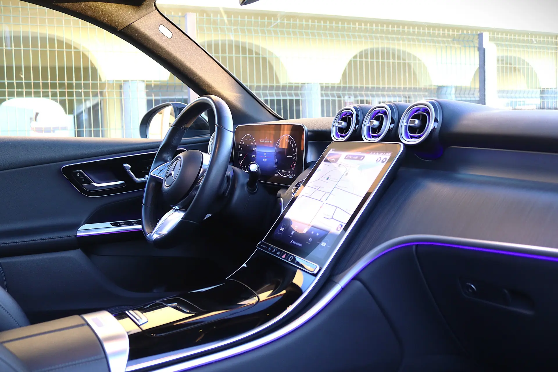 Mercedes-Benz GLC 300 e 4Matic 9G-TRONIC Avantgarde Advanced 41