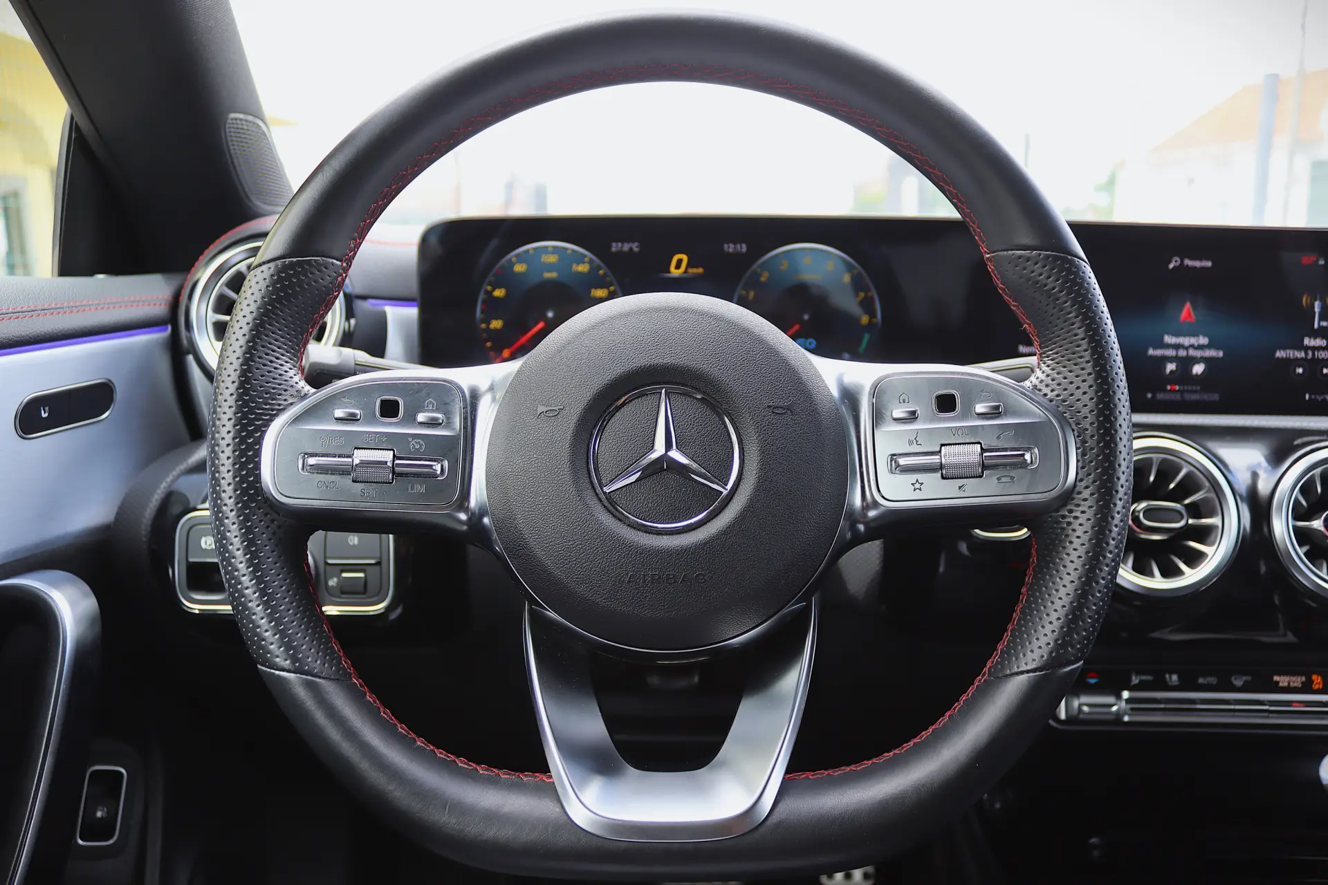 Mercedes-Benz CLA 250 e 8G-DCT AMG Line 19