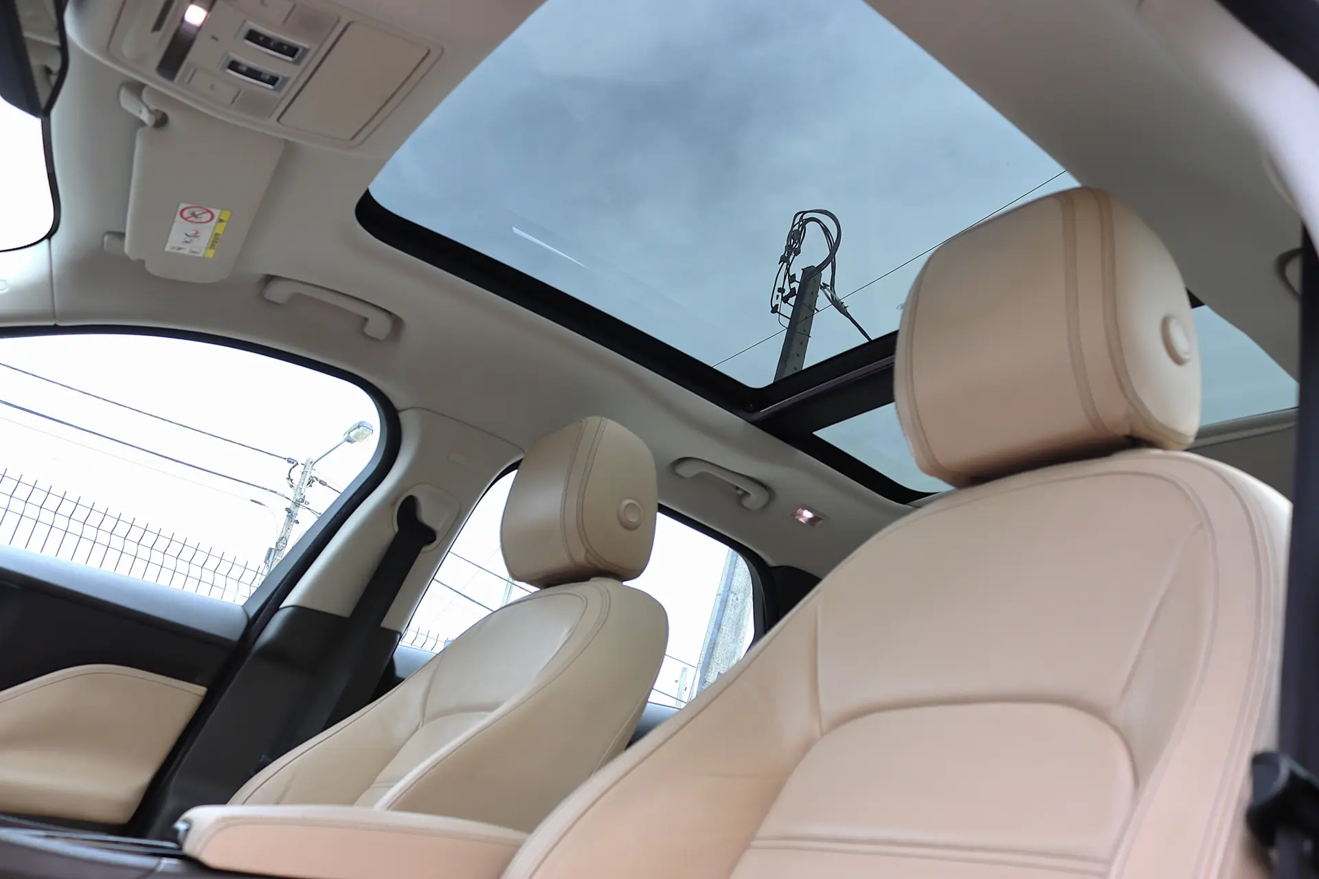 Jaguar F-Pace 20d Aut. Prestige 5