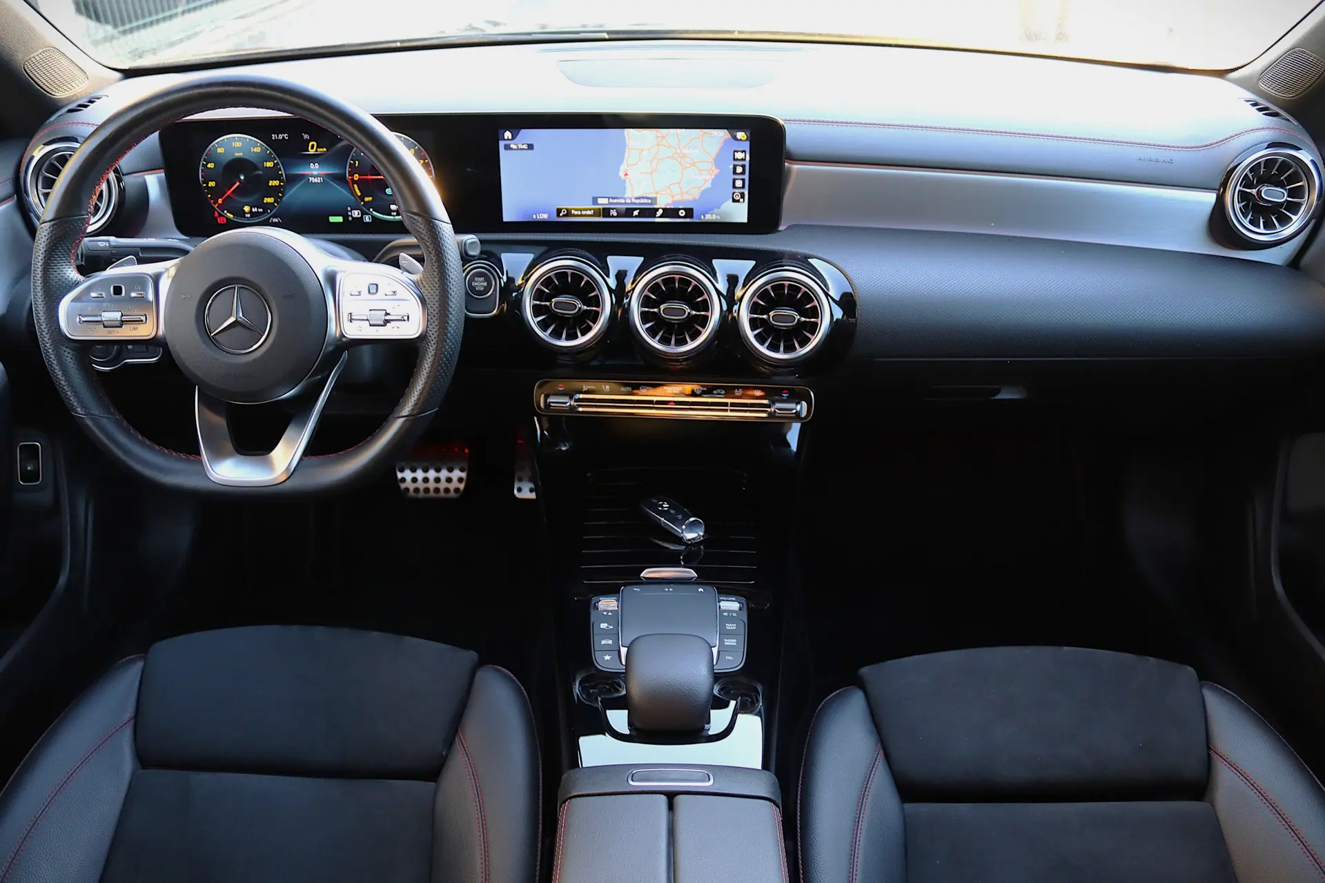 Mercedes-Benz CLA 250 e 8G-DCT Edition AMG Line 4