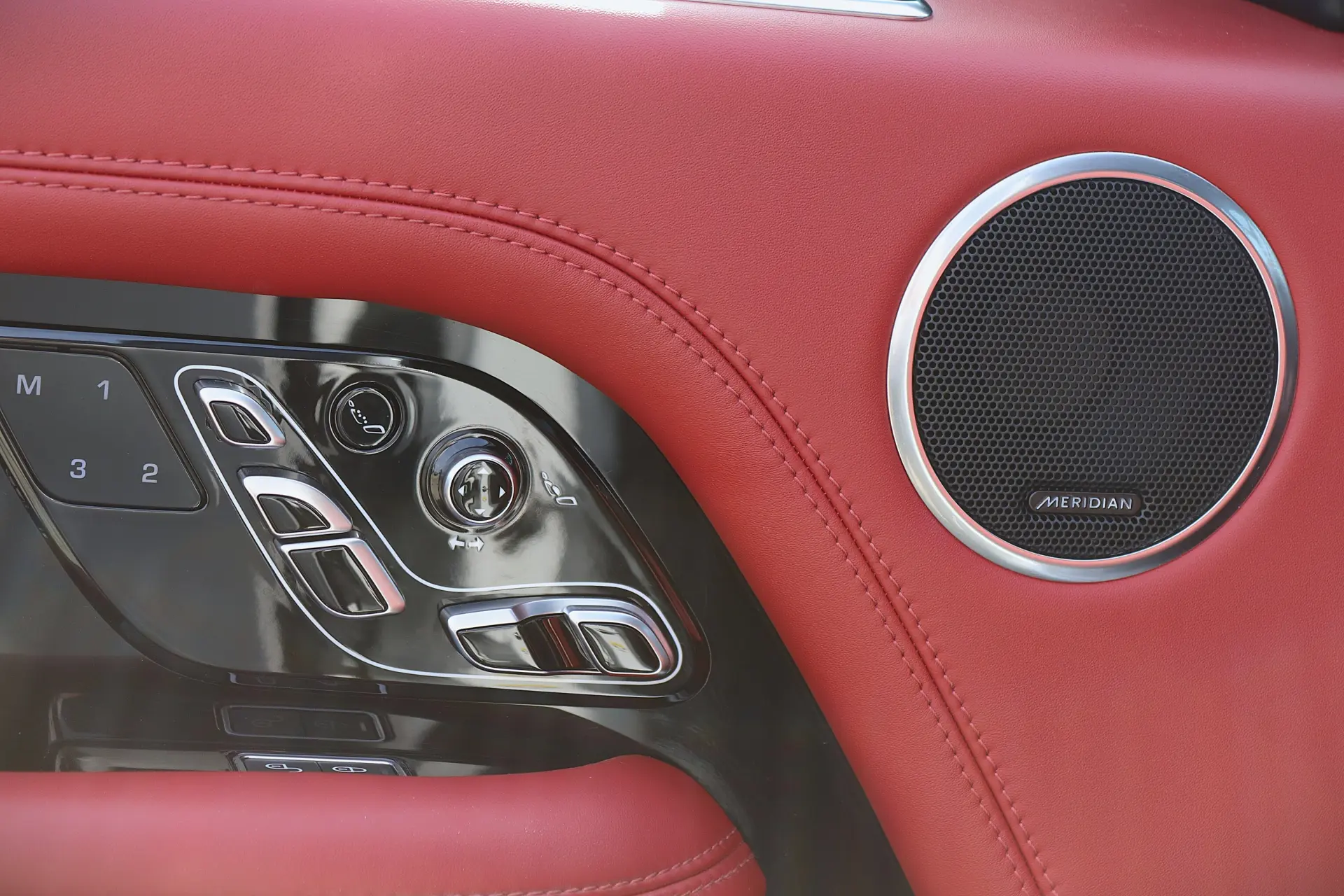 Land Rover Range Rover 2.0 Si4 PHEV Autobiography 17