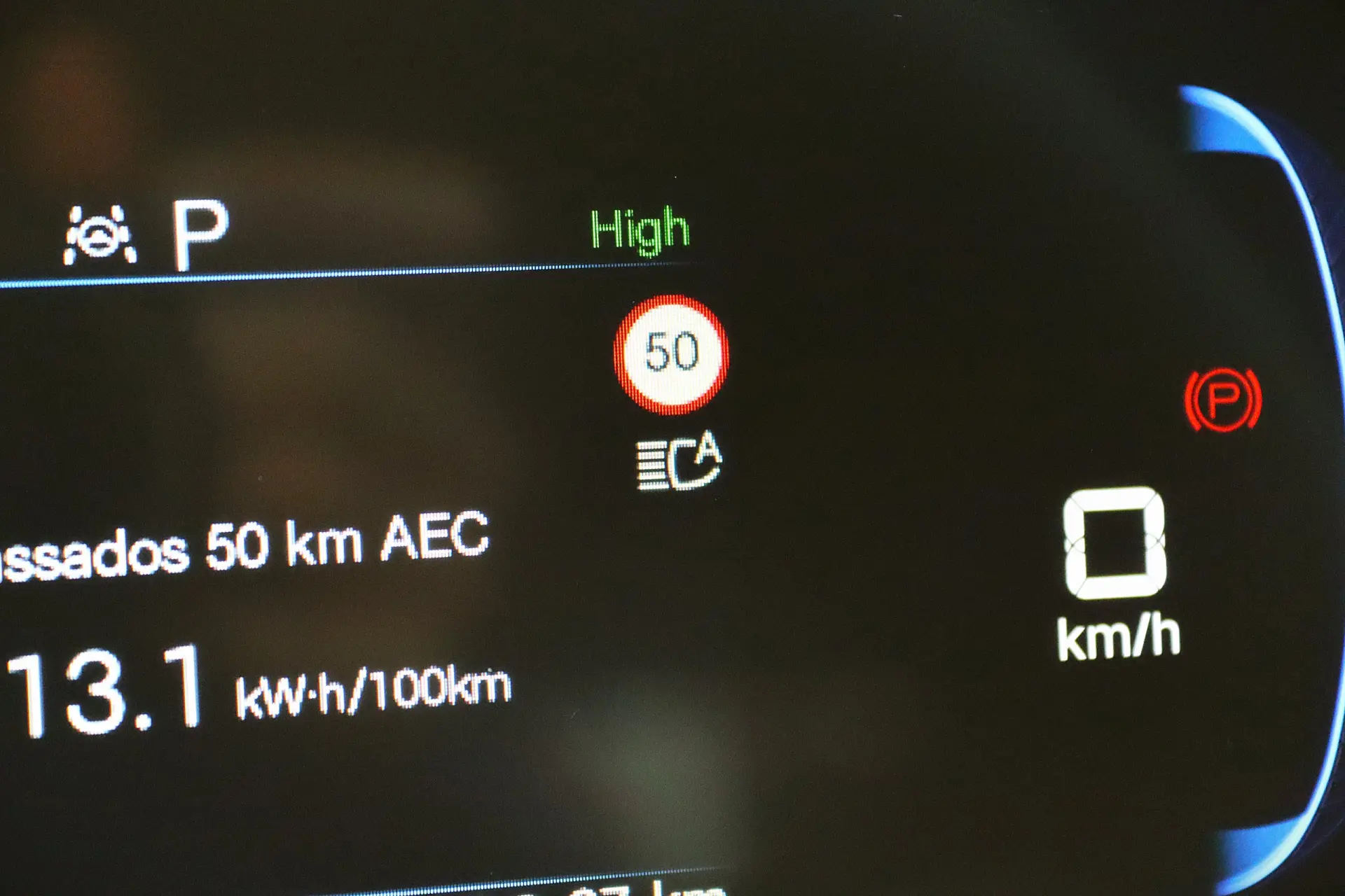 BYD Dolphin Surf 43.2 kWh Boost 6