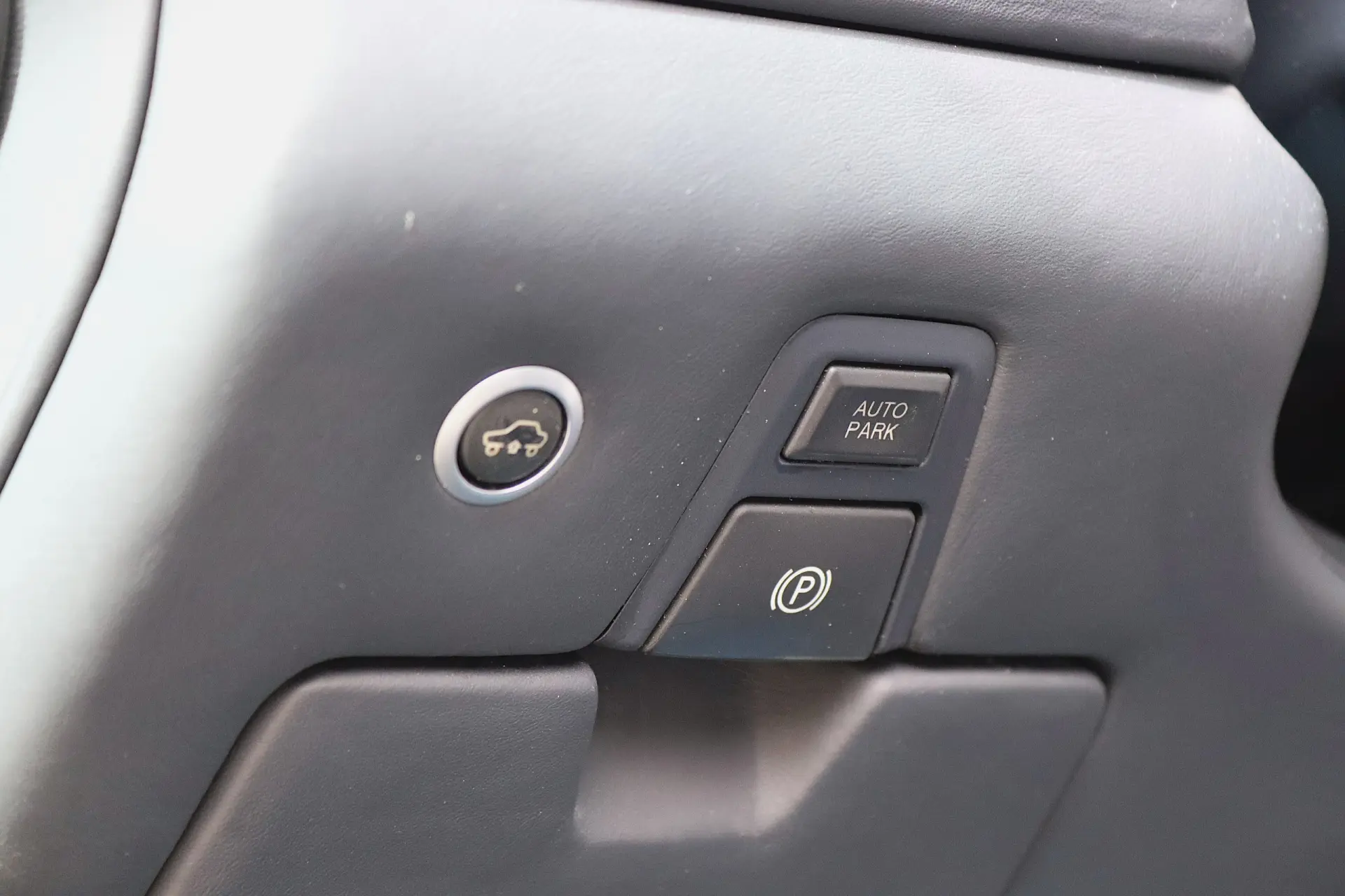 Ferrari FF Standard 33