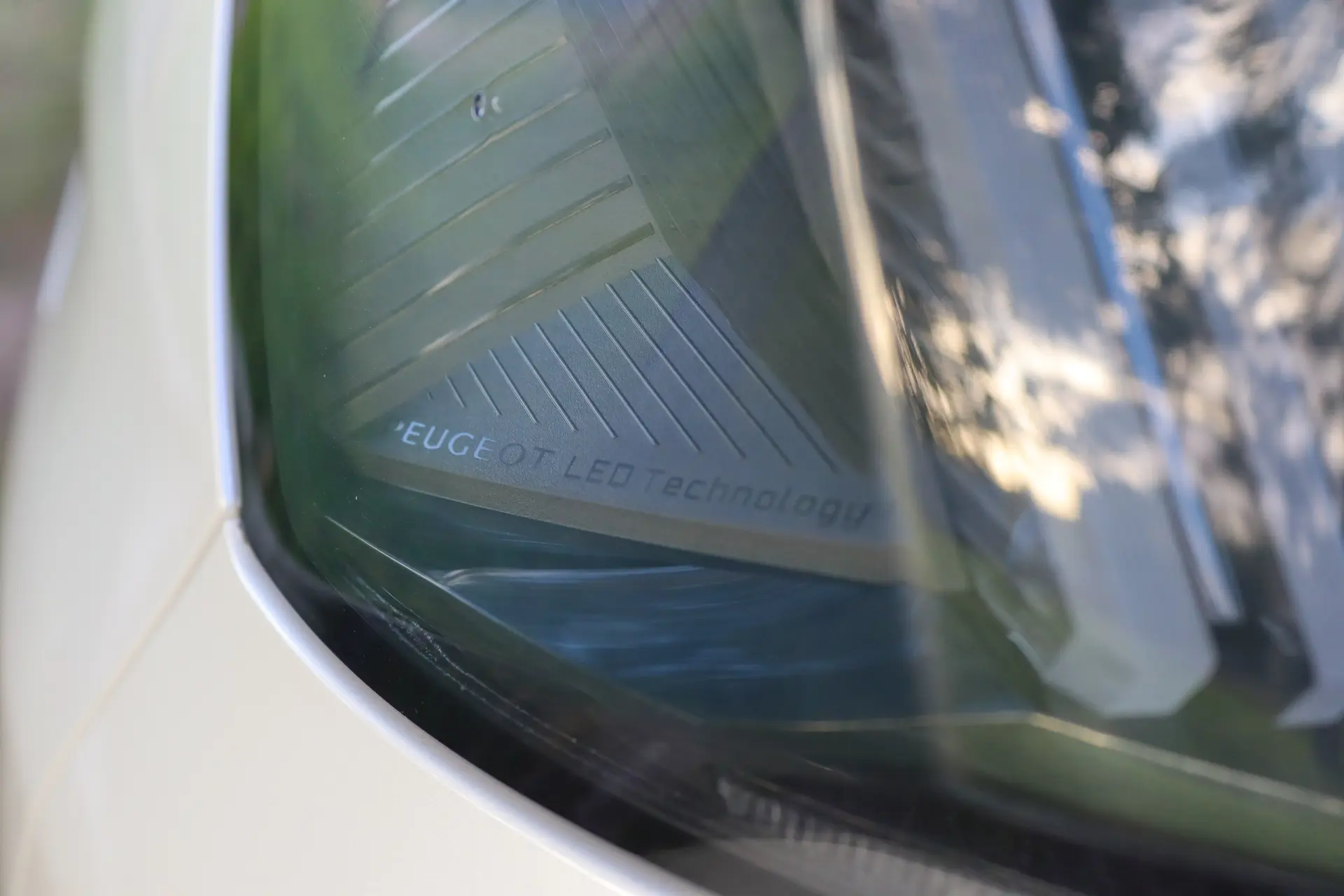 Peugeot 3008 1.6 Hybrid Allure Pack e-EAT8 7