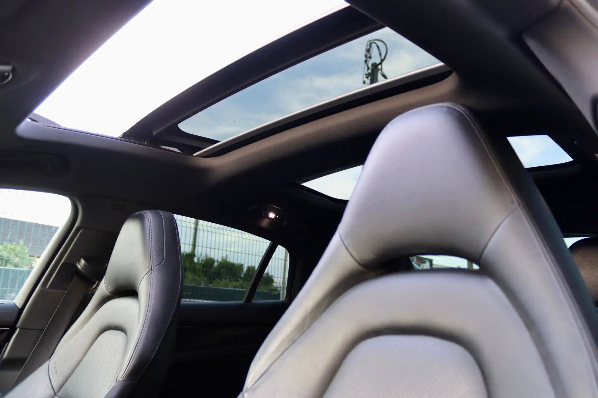 Porsche Panamera 4 E-Hybrid 23