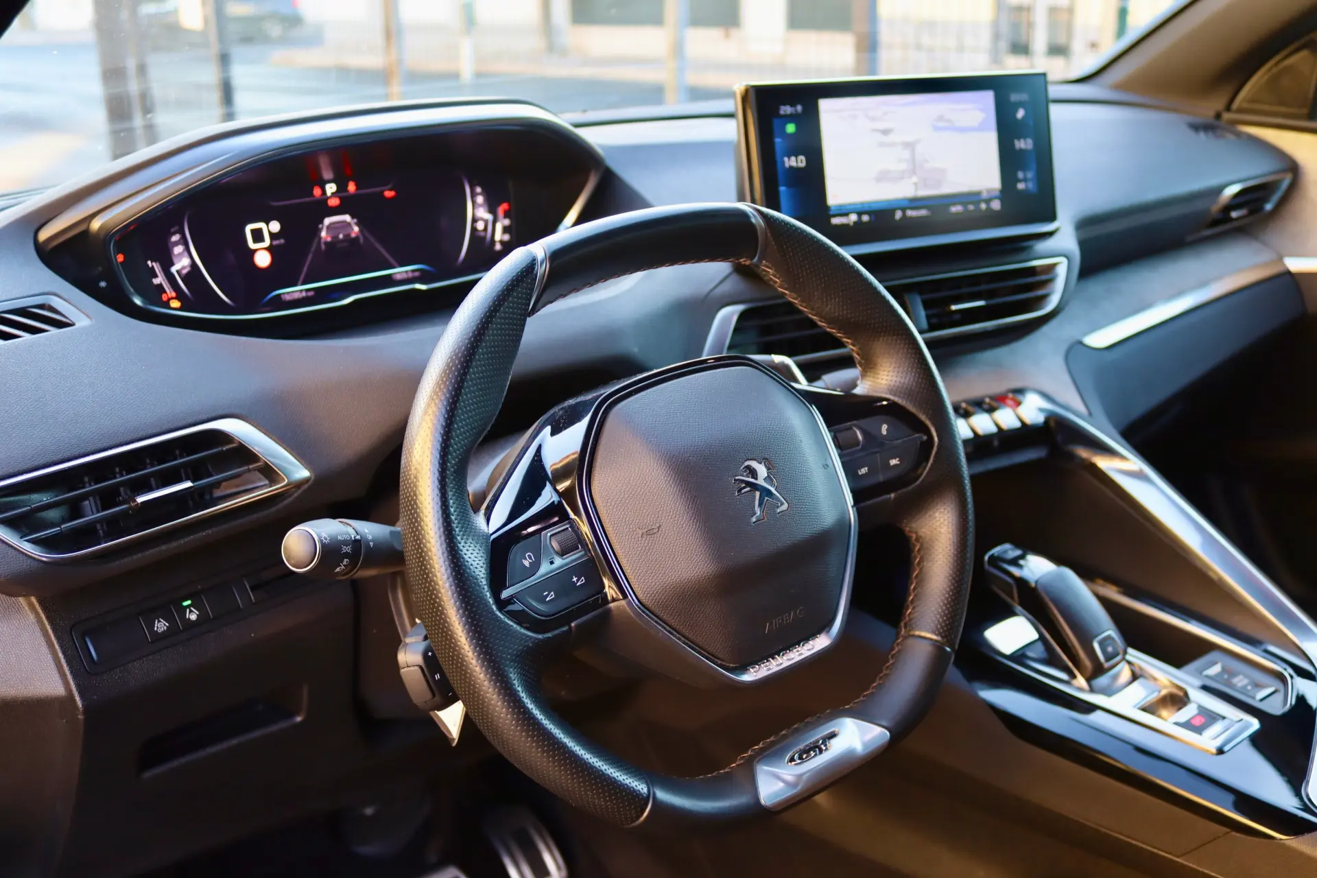 Peugeot 5008 1.2 PureTech GT EAT8 12