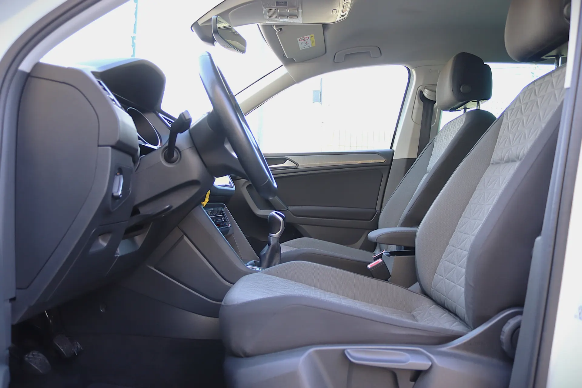 Volkswagen Tiguan 1.5 TSI Confortline 15