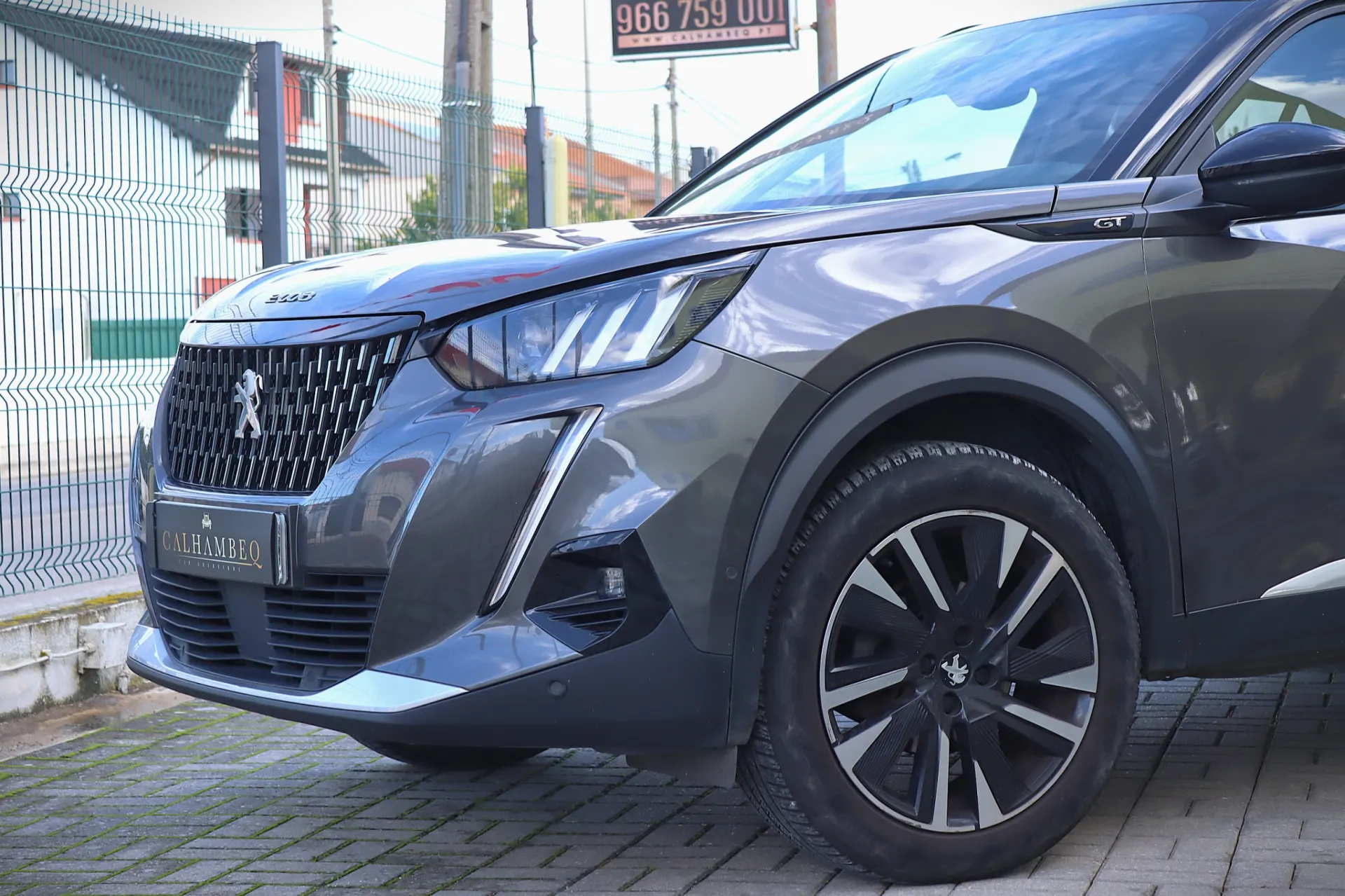 Peugeot 2008 1.2 PureTech GT EAT8 11