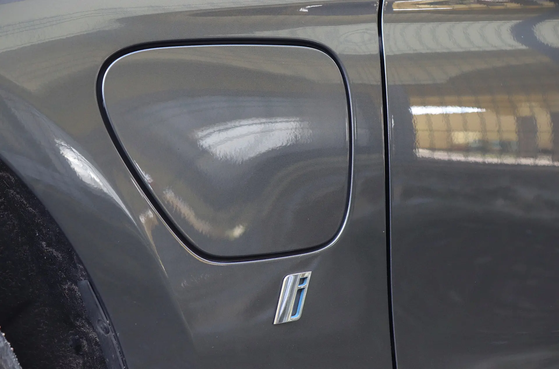 BMW 330 e iPerformance Pack M 14