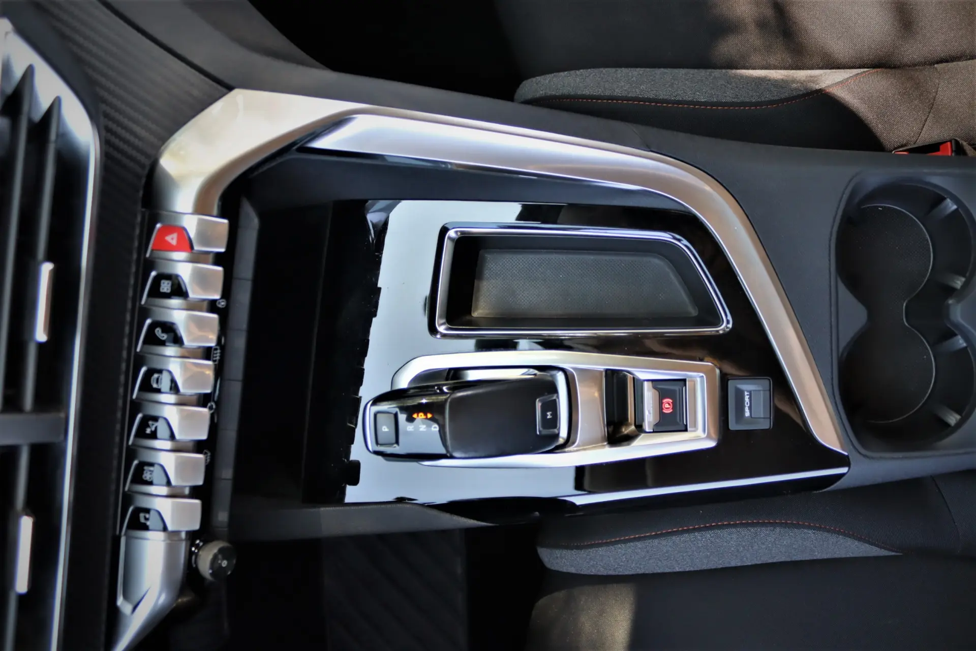 Peugeot 3008 1.5 BlueHDi Active Pack EAT8 14