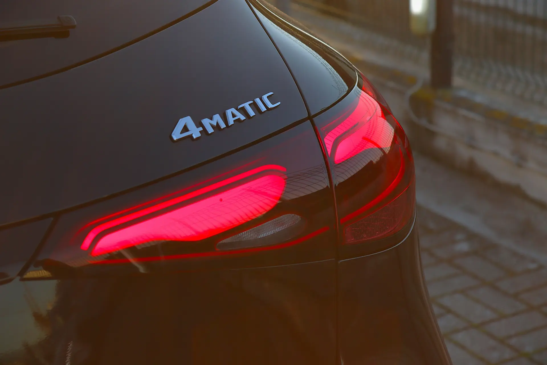 Mercedes-Benz GLC 300 e 4Matic 9G-TRONIC Avantgarde Advanced 11