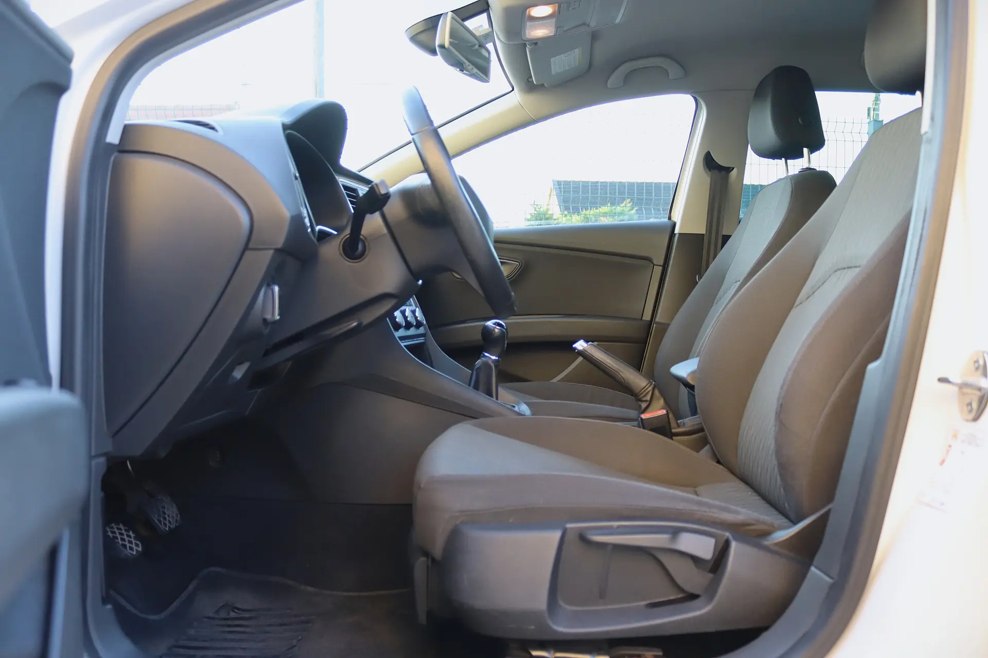 SEAT Leon ST 1.6 TDI Style Ecomotive 13