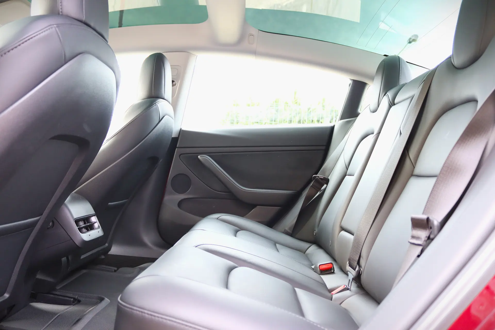 Tesla Model 3 Long-Range Dual Motor AWD 30