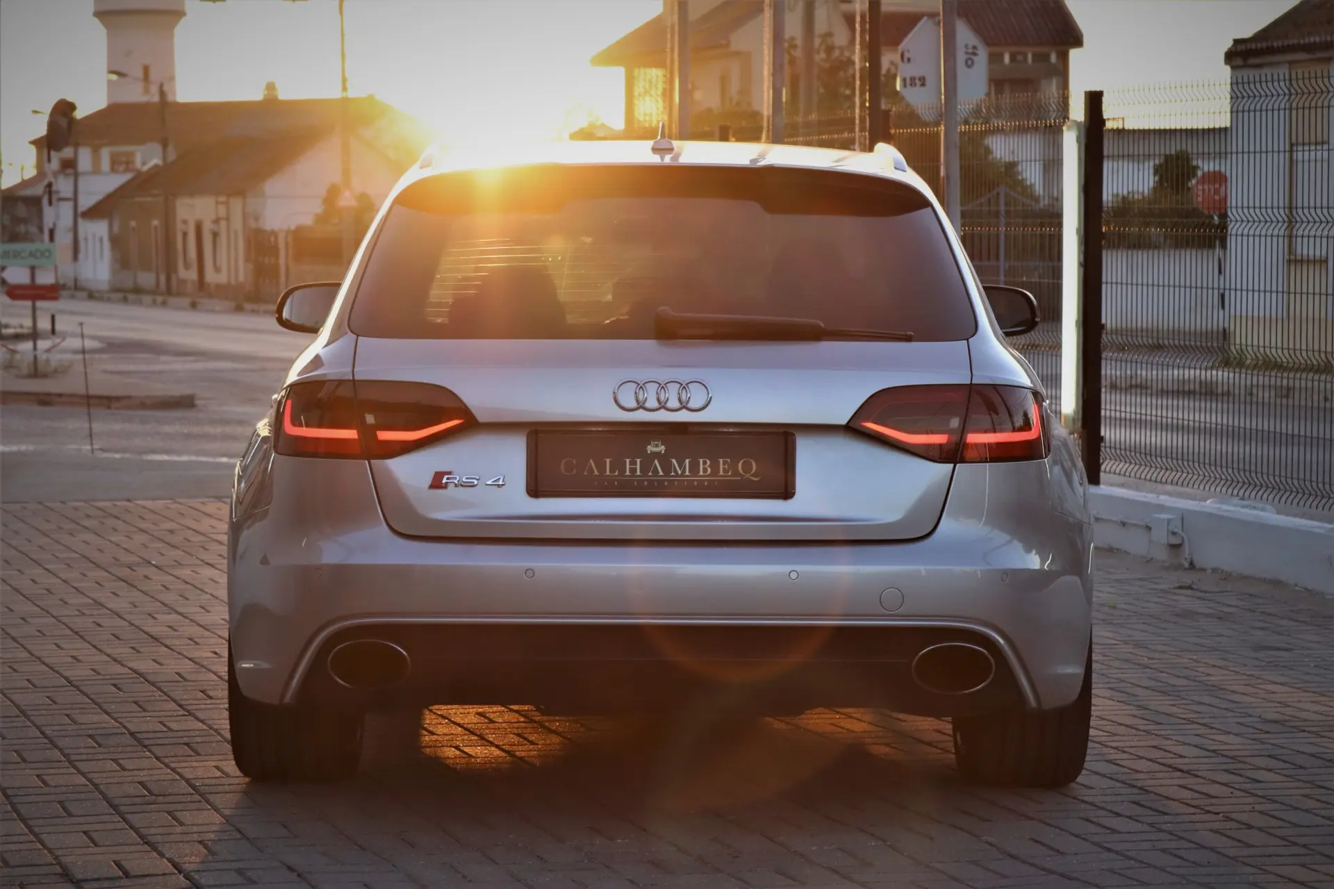 Audi RS4 Avant 4.2 FSi quattro S tronic 11