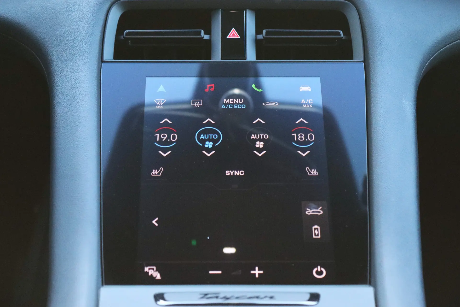 Porsche Taycan 4S 37