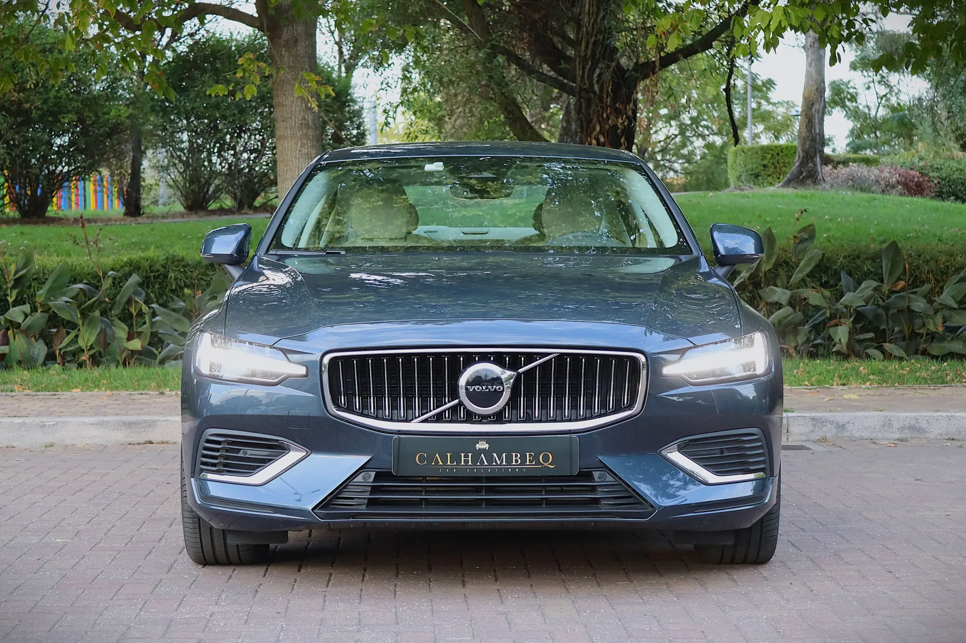 Volvo S60 2.0 T8 PHEV Plus Bright AWD 2