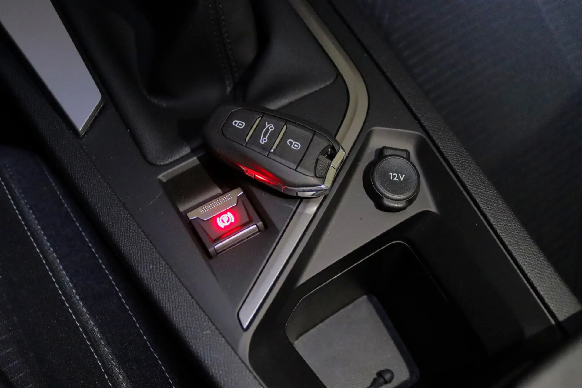 Peugeot 308 1.2 PureTech Active Pack 16