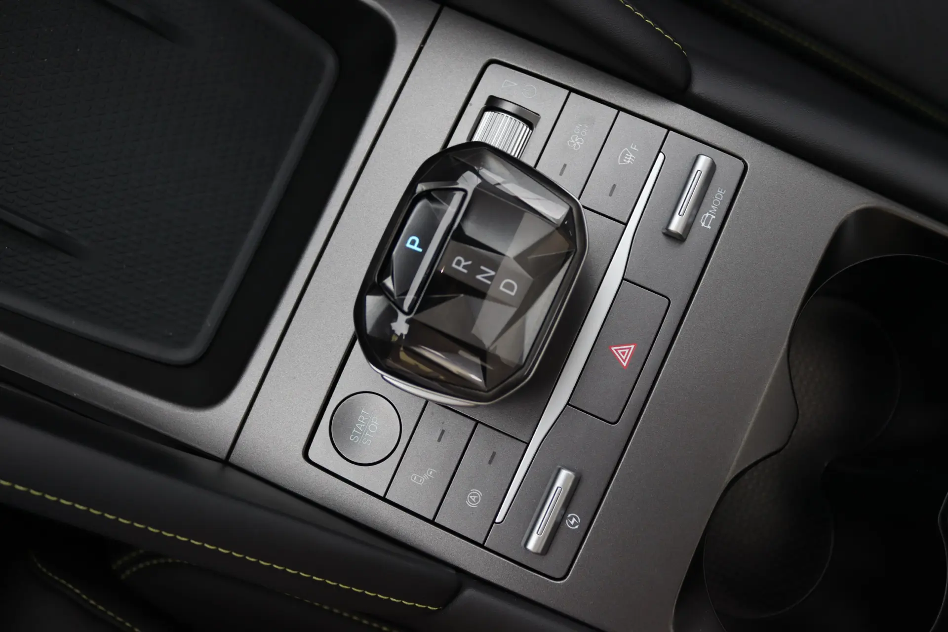 BYD Atto 2 45.1 kWh Boost 7