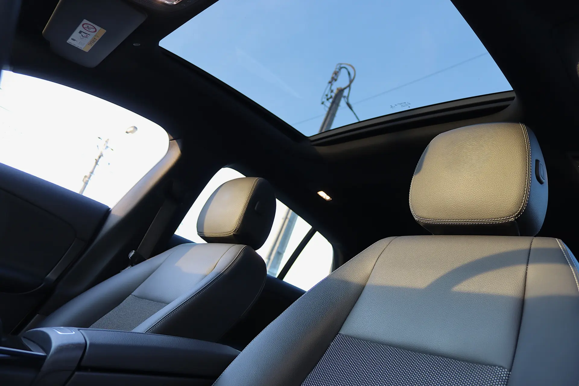 Mercedes-Benz CLA 200 d Shooting Brake Progressive Aut. 16