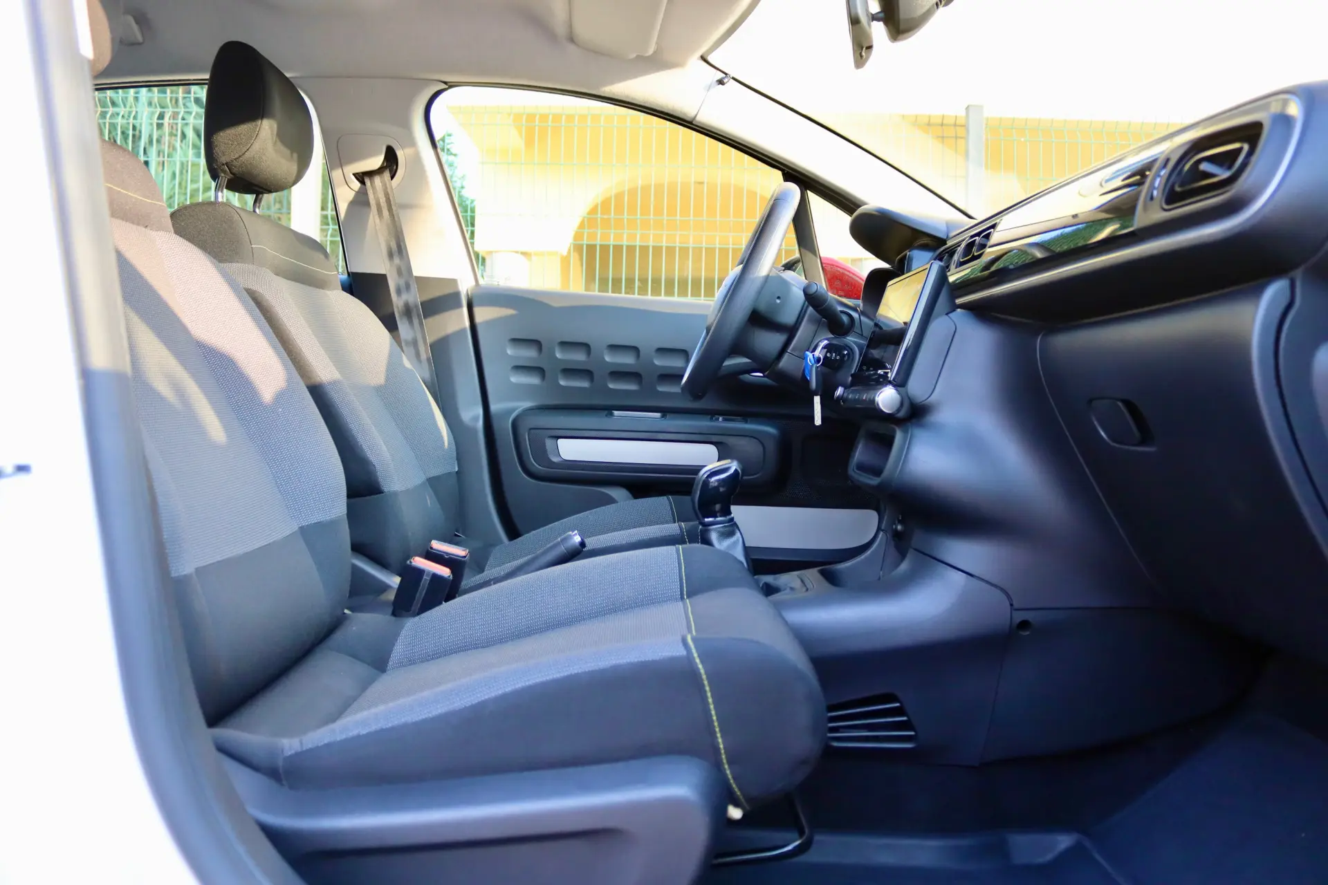 Citroen C3 1.2 PureTech Shine 19