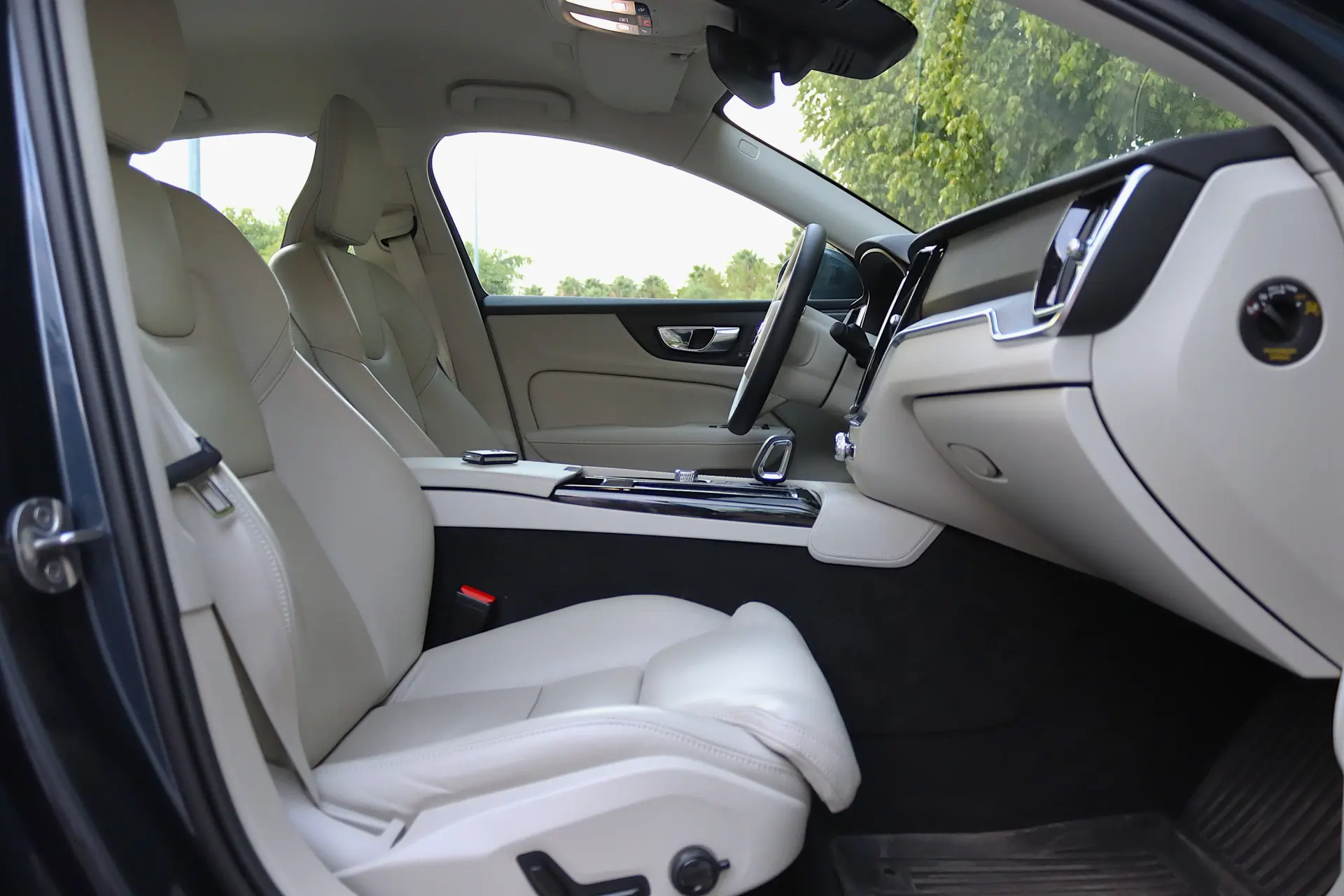 Volvo S60 2.0 T8 PHEV Plus Bright AWD 33