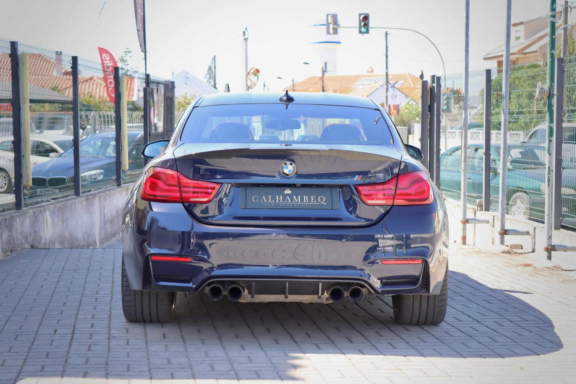 BMW M4 Auto 9