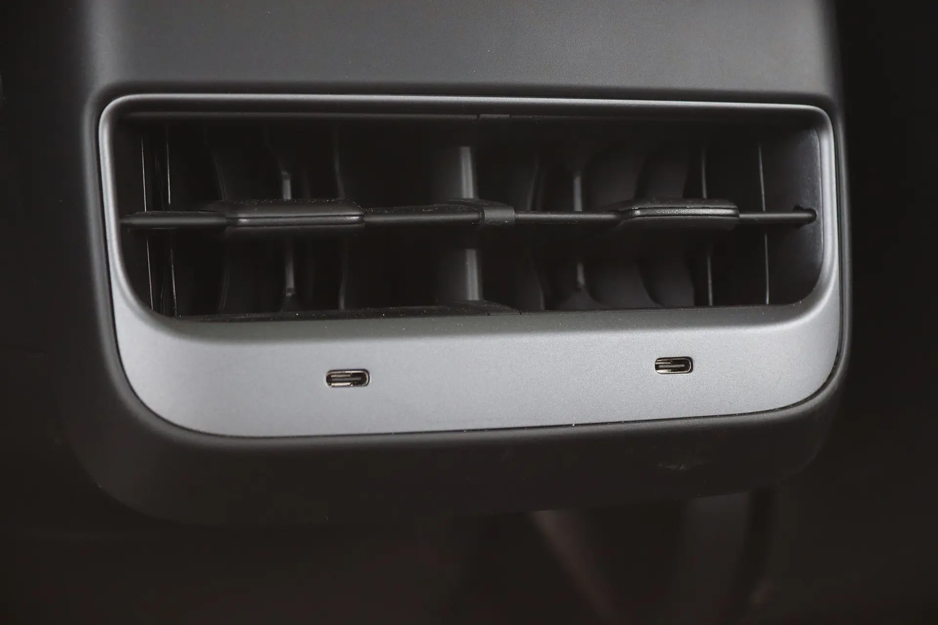 Tesla Model 3 Long-Range Dual Motor AWD 24