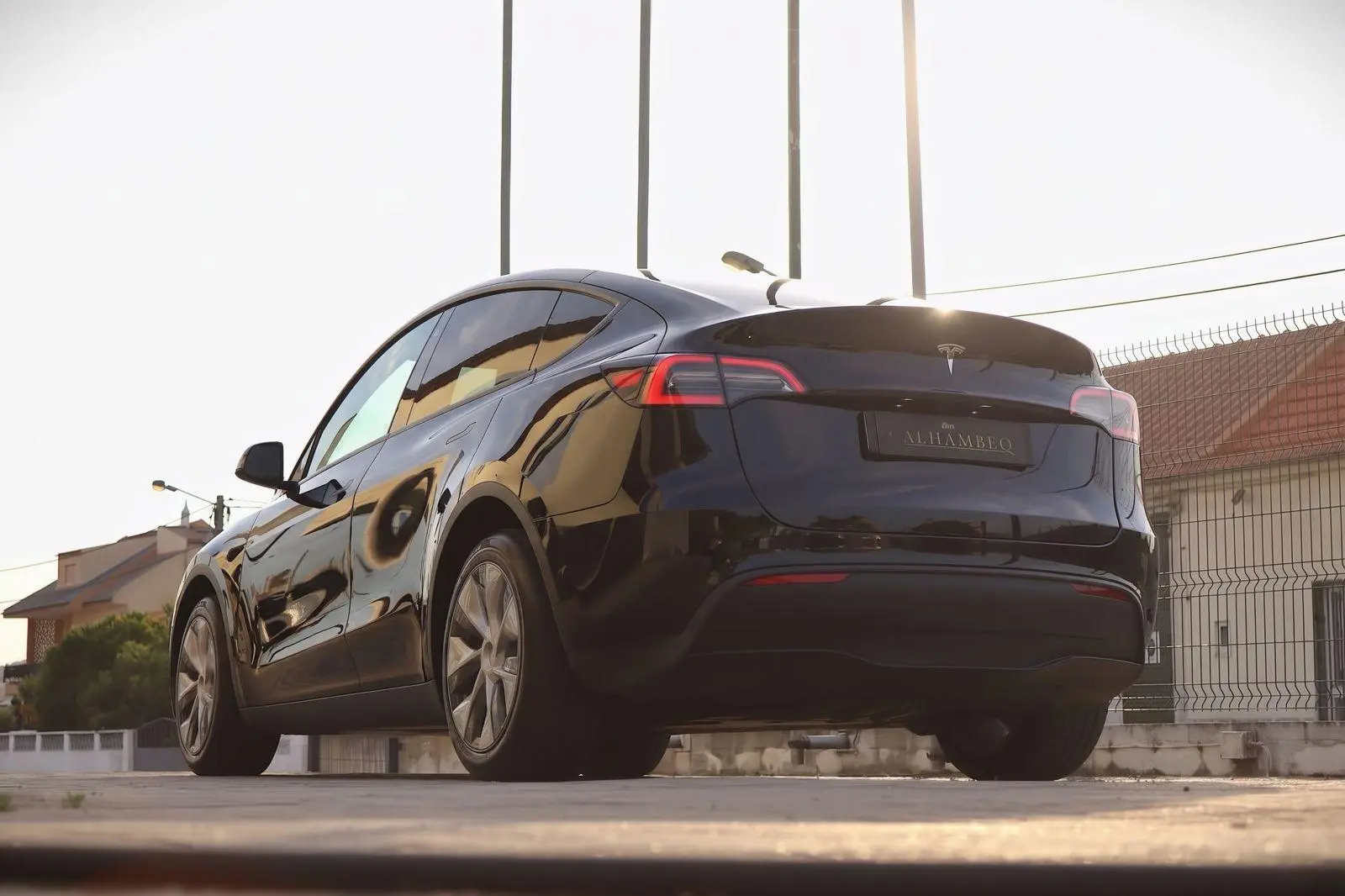 Tesla Model Y Standard 8