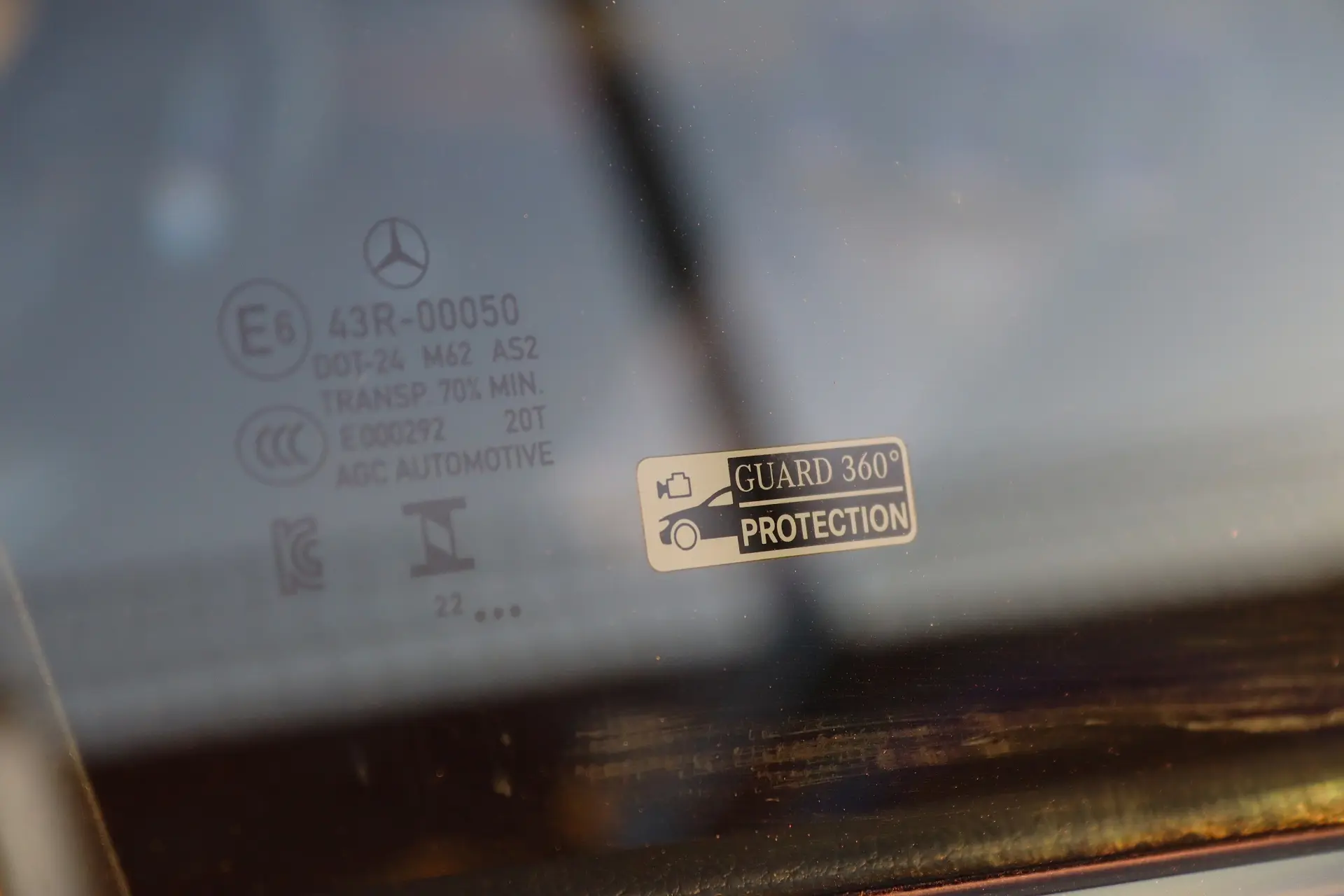 Mercedes-Benz GLC 300 e 4Matic 9G-TRONIC Avantgarde Advanced 38