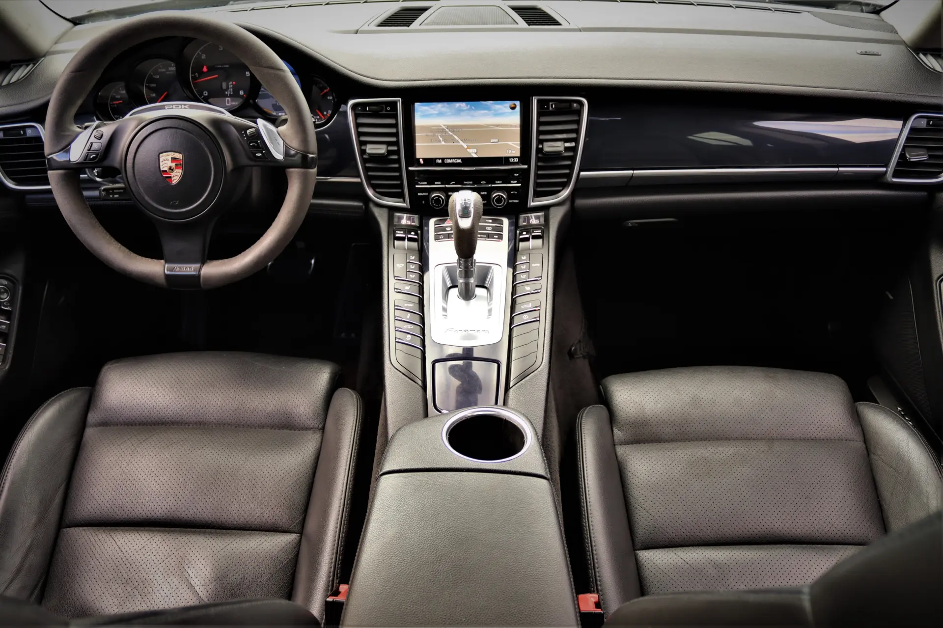 Porsche Panamera 26