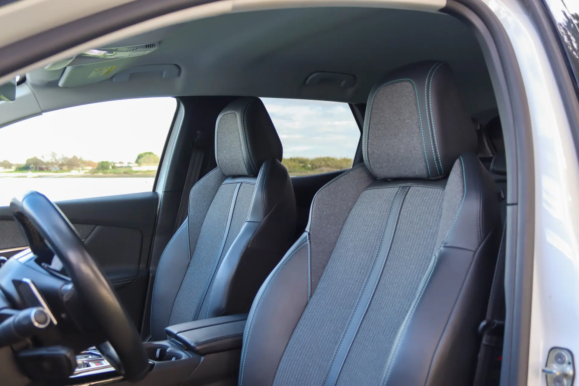 Peugeot 3008 1.6 Hybrid Allure Pack e-EAT8 21