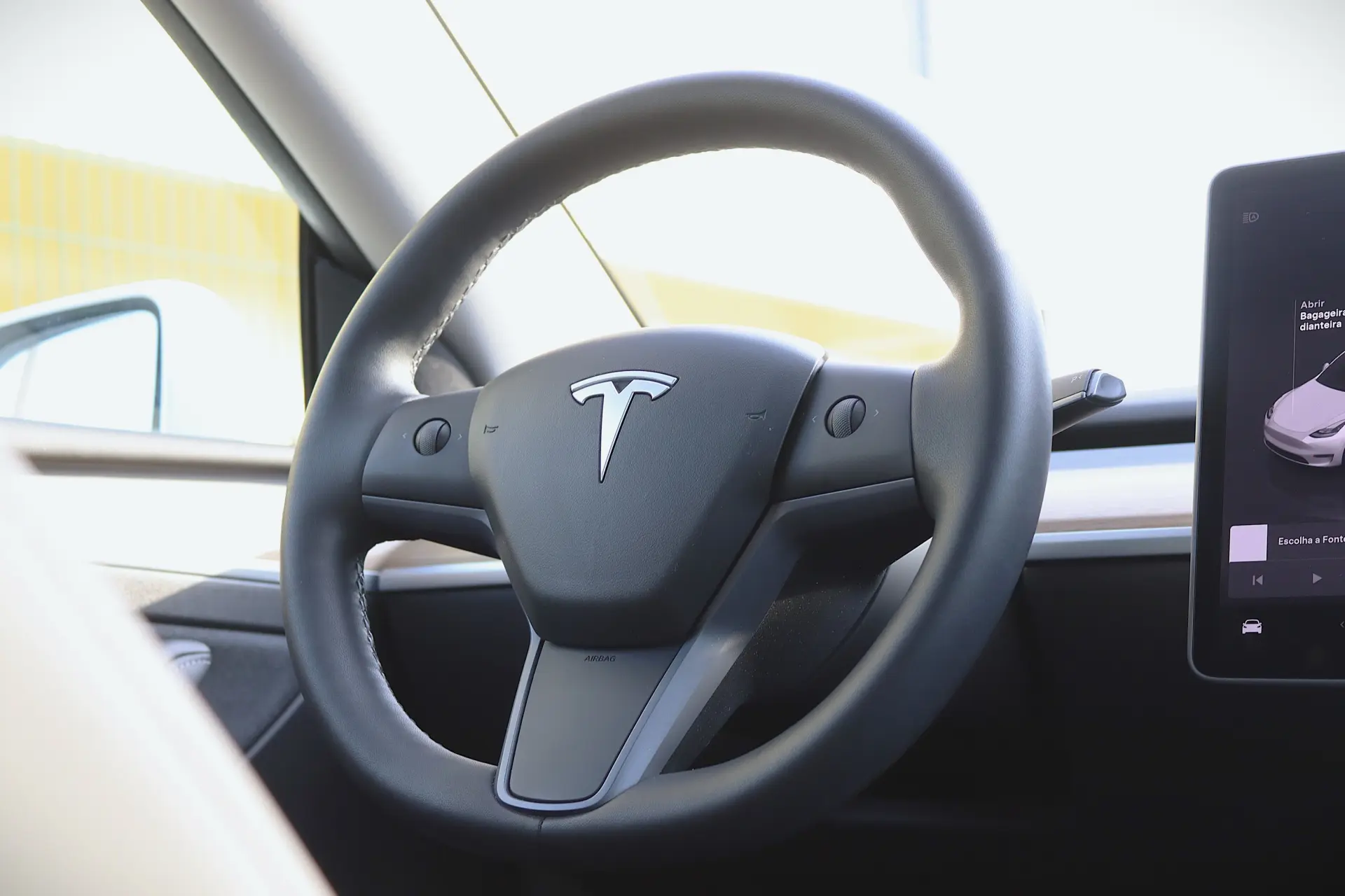 Tesla Model Y Standard 24
