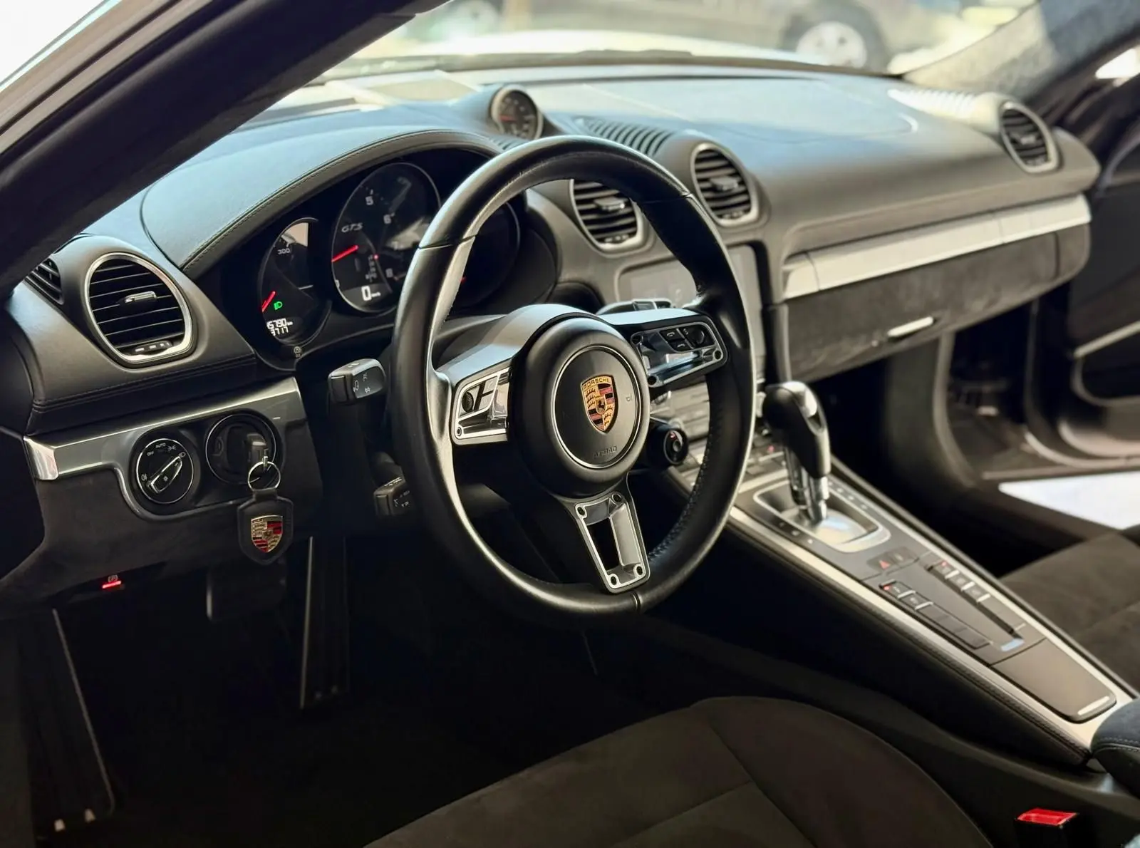 Porsche 718 Cayman GTS PDK 6