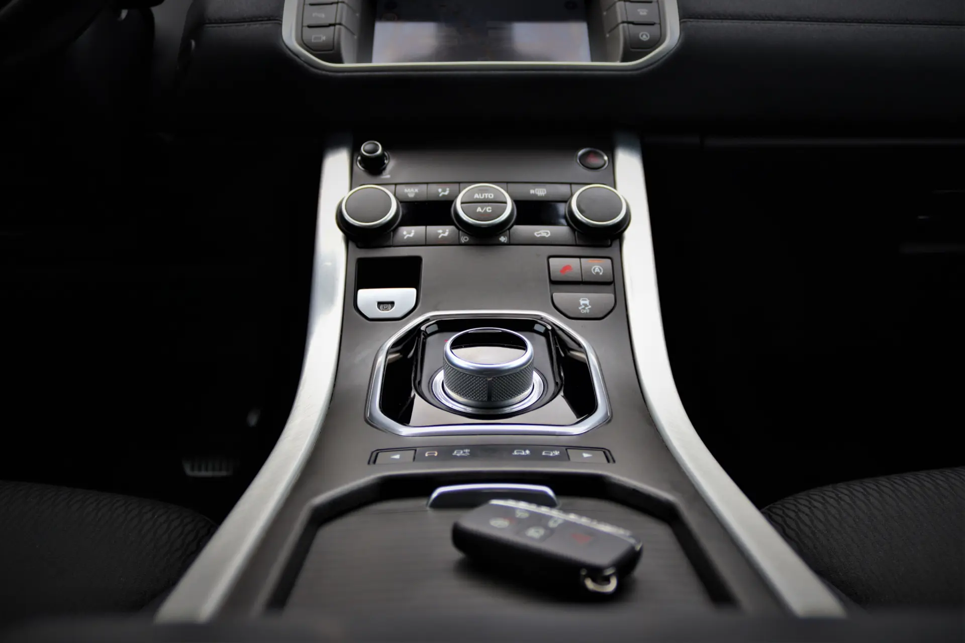 Land Rover Range Rover Evoque 2.0 TD4 SE Auto 14