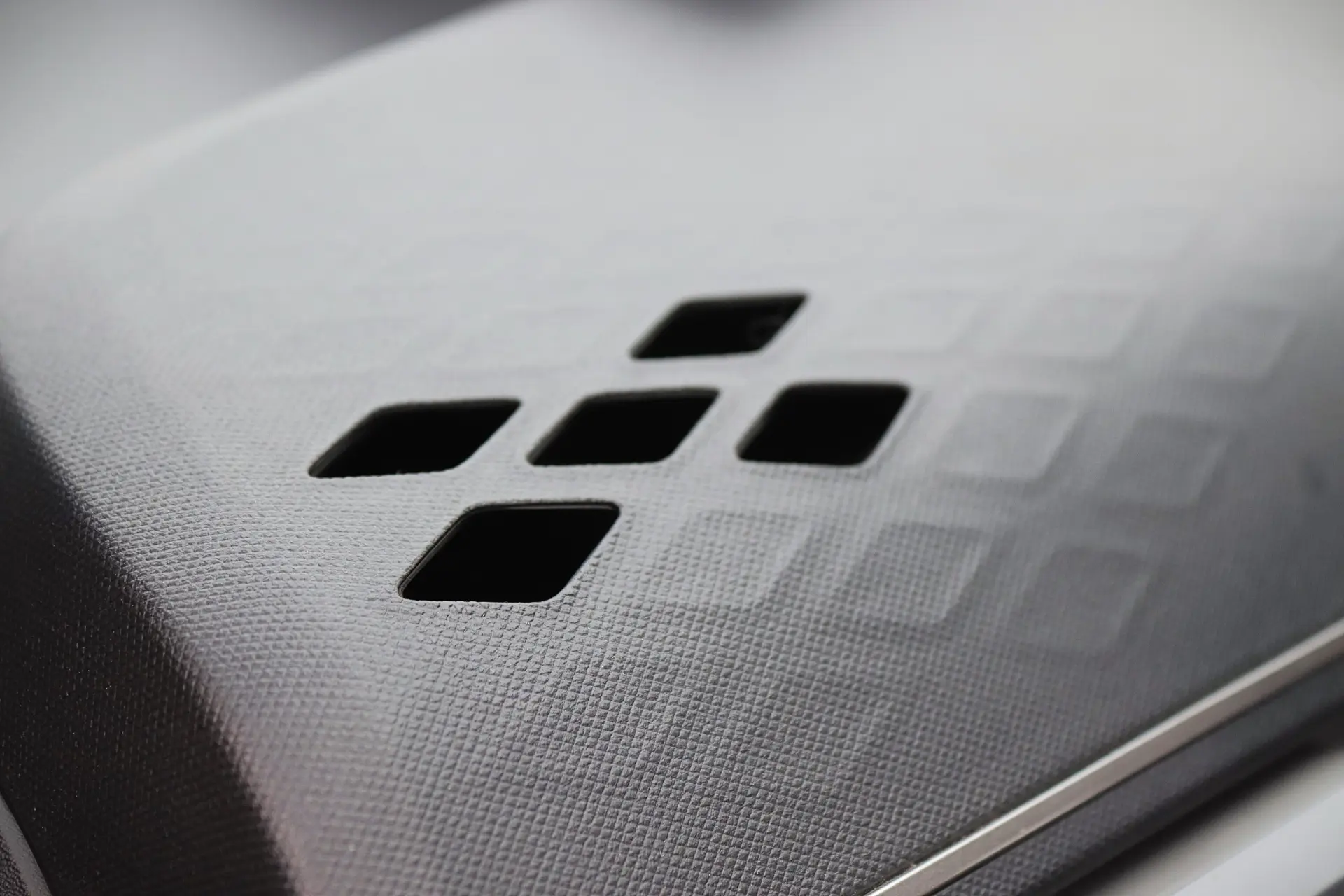 BYD Dolphin Surf 43.2 kWh Boost 18