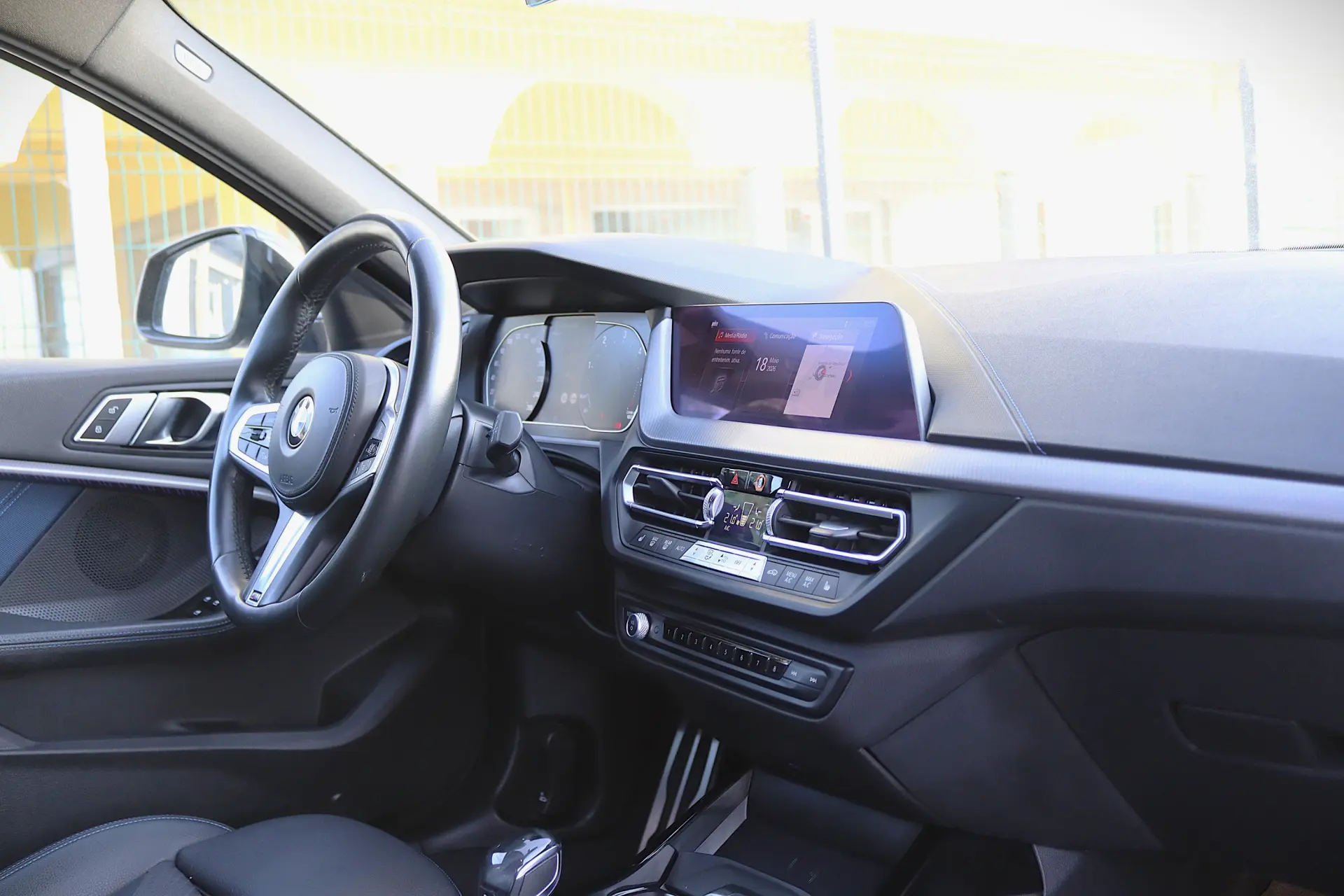 BMW 120 d Pack Desportivo M 27