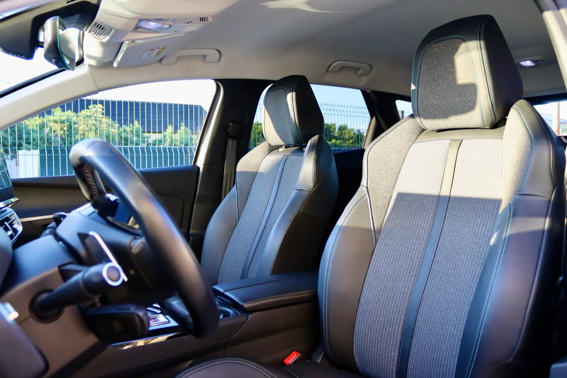 Peugeot 3008 1.6 Hybrid Allure Pack e-EAT8 19