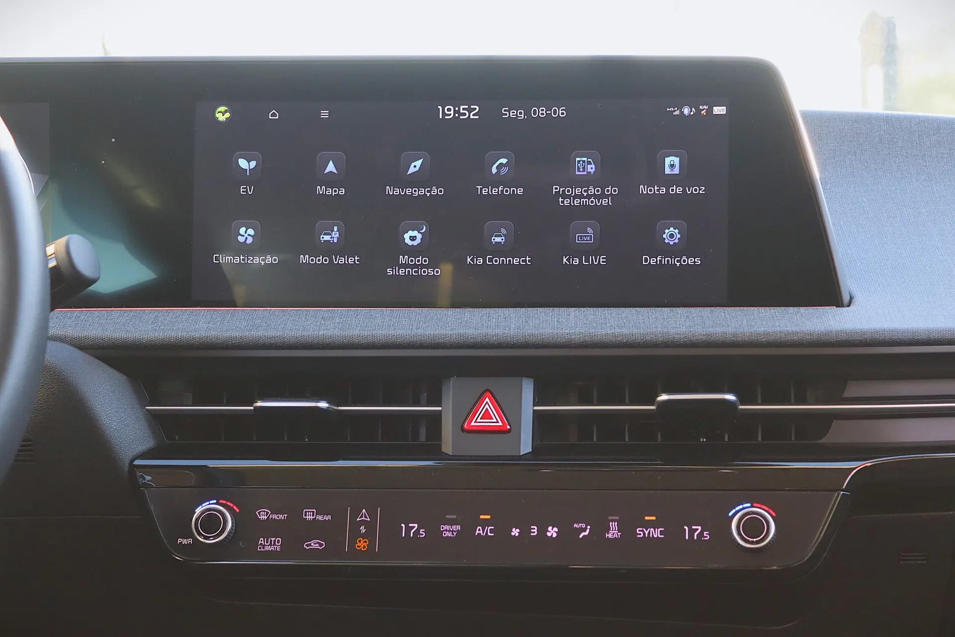 Kia EV6 84-kWh Air 6
