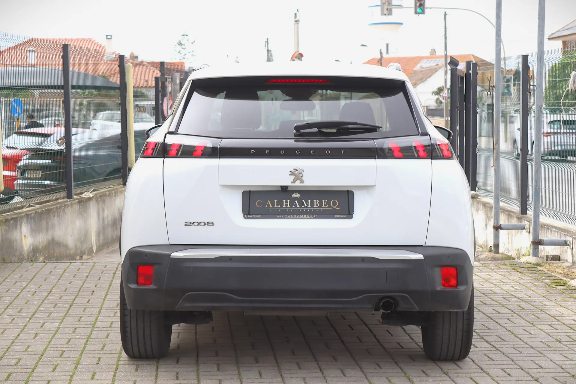 Peugeot 2008 1.2 PureTech Allure 6