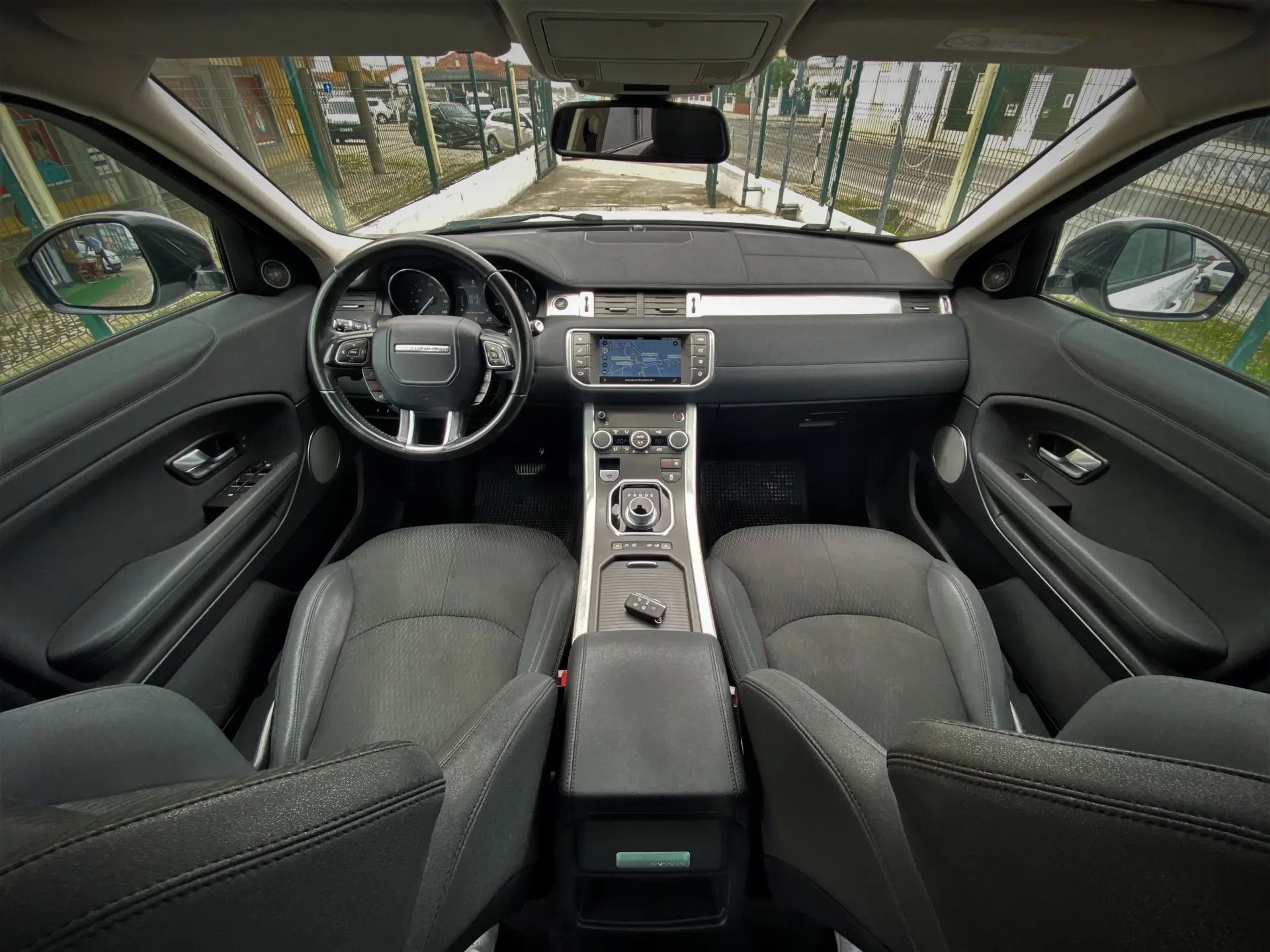 Land Rover Range Rover Evoque 2.0 TD4 SE Auto 15