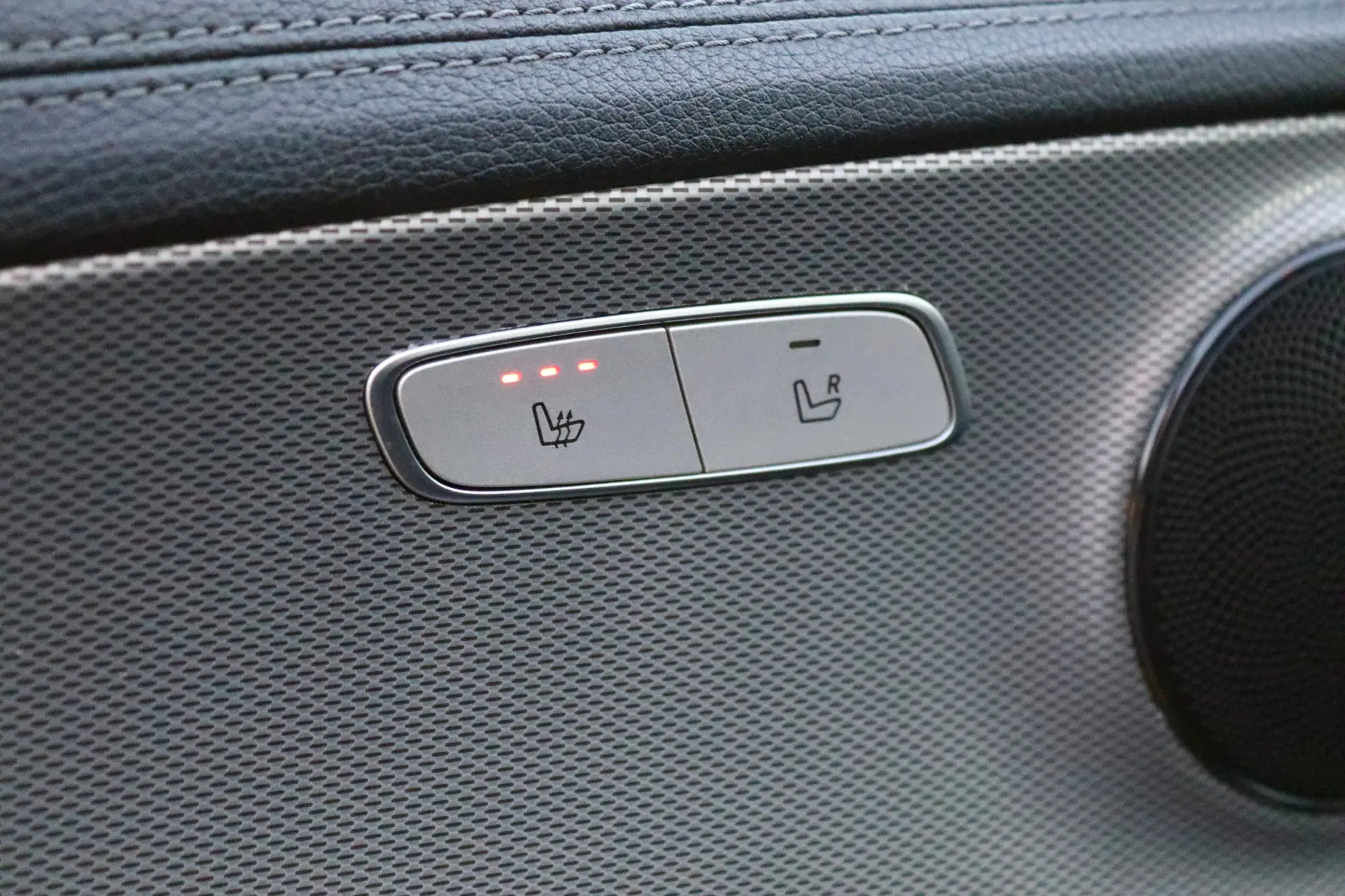 Mercedes-Benz E 220 d AMG Line 5