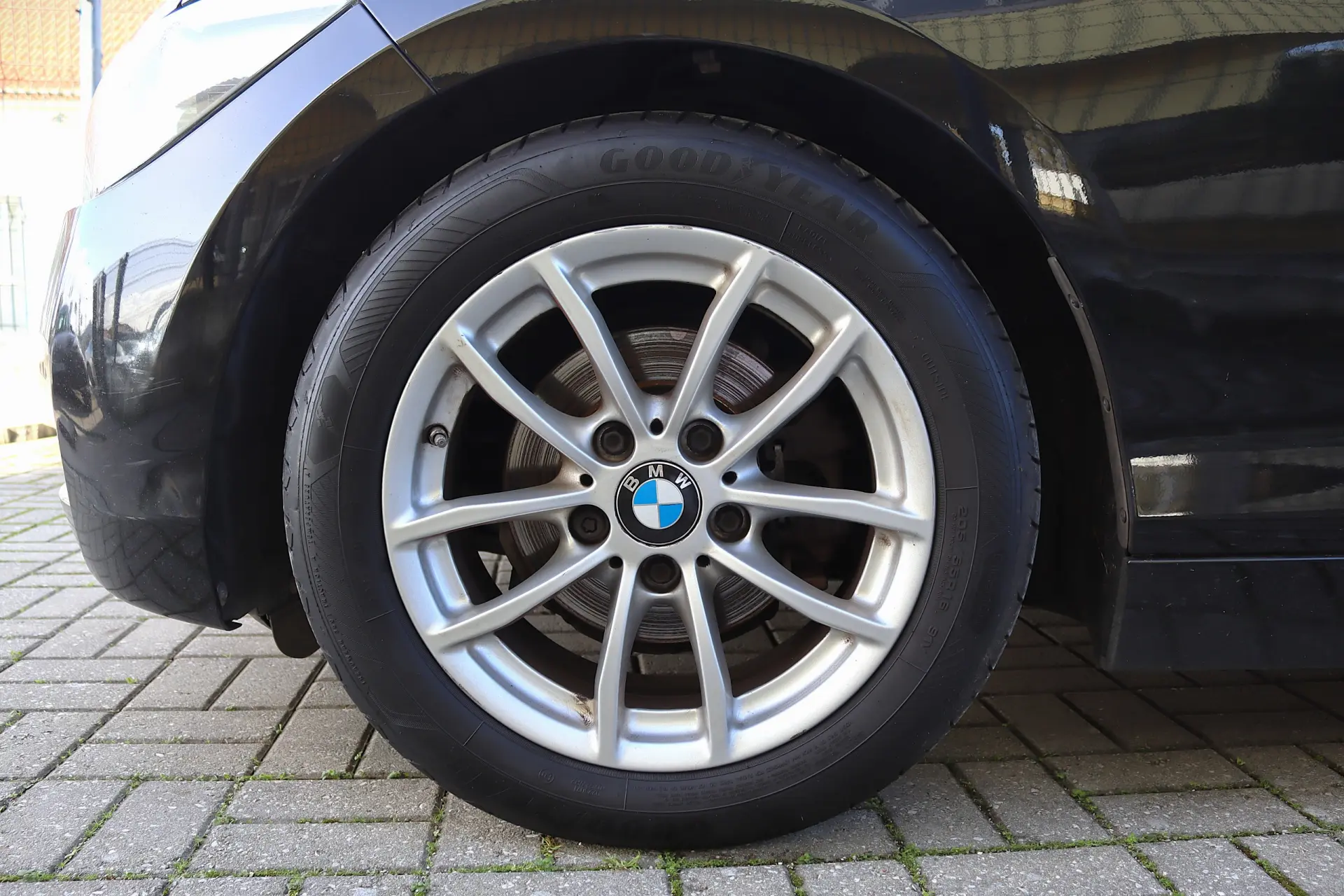 BMW 116 d EfficientDynamics 14