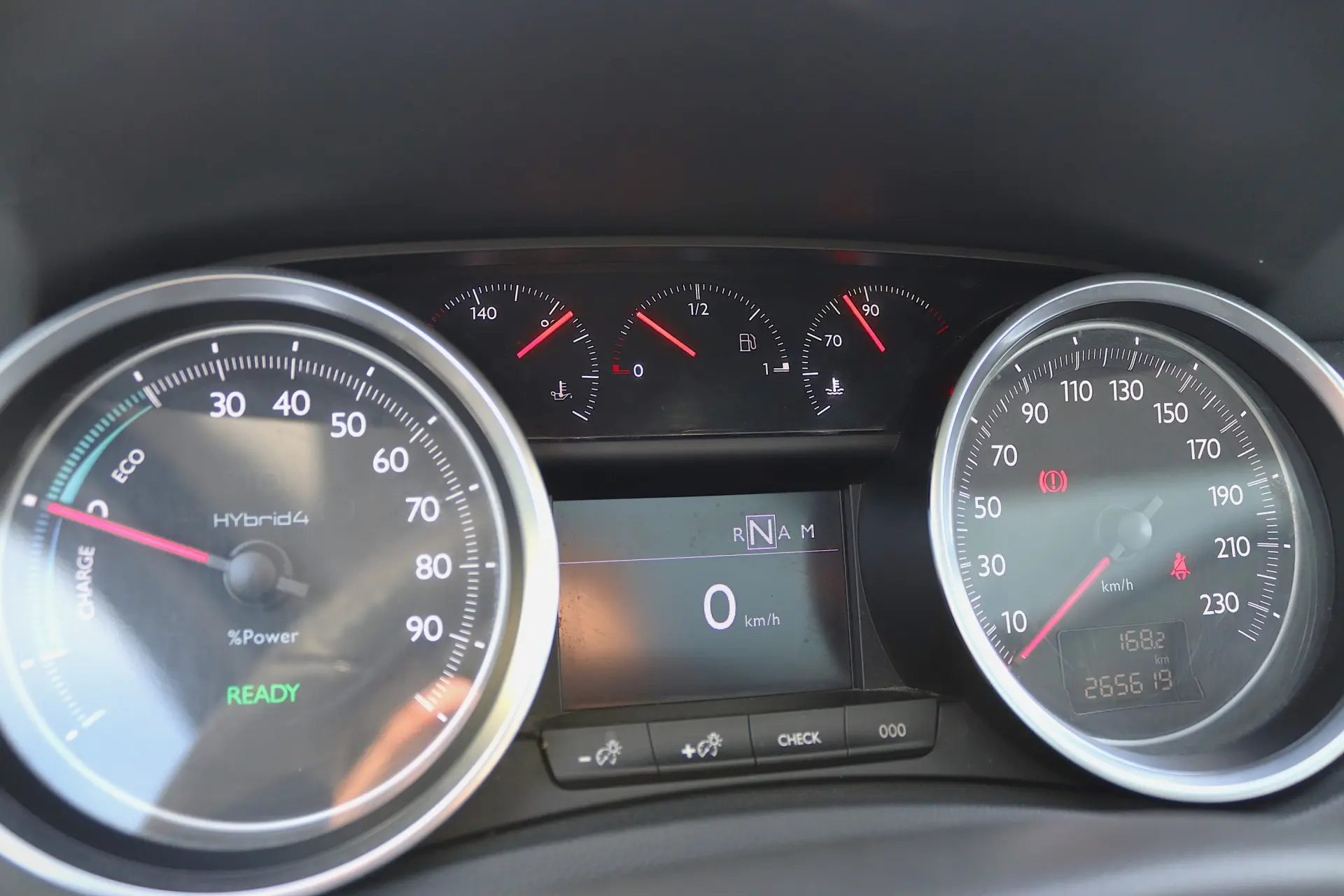 Peugeot 508 RXH 2.0 HDi Hybrid4 Limited Edition 2-Tronic 15