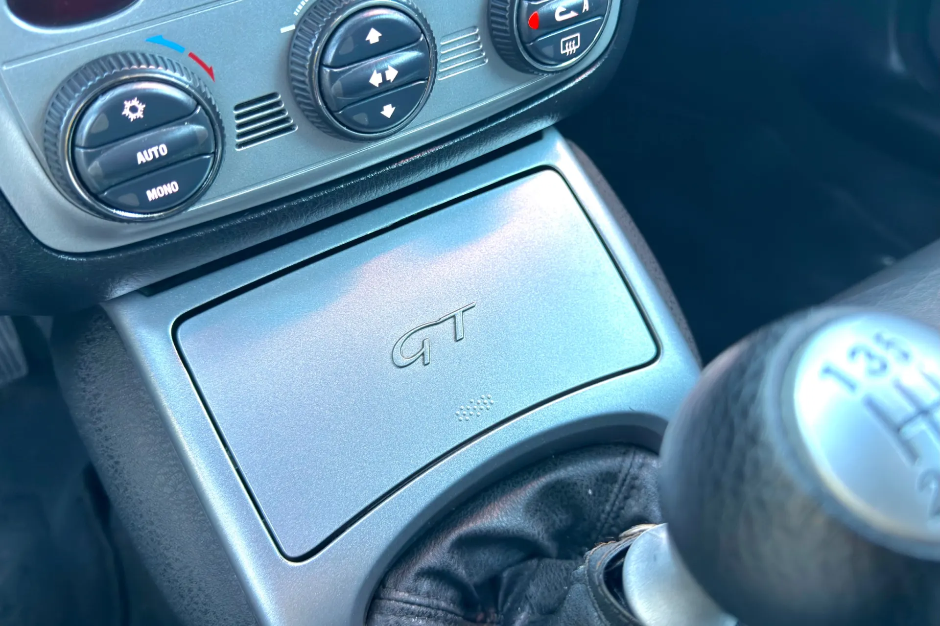 Alfa Romeo GT 1.9 JTD M-JET Blackline 8