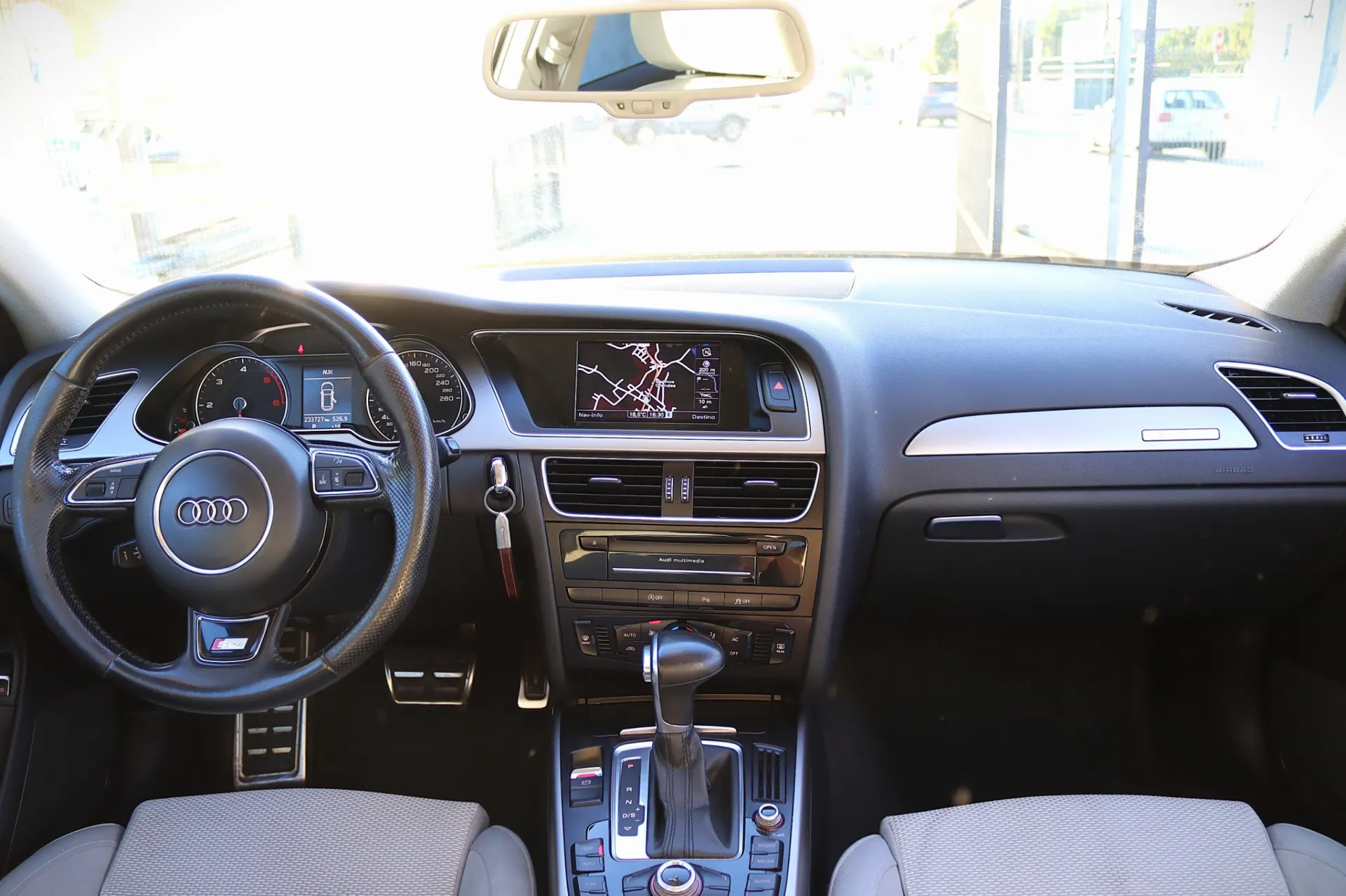 Audi A4 Allroad 2.0 TDI quattro Advance S tronic 4