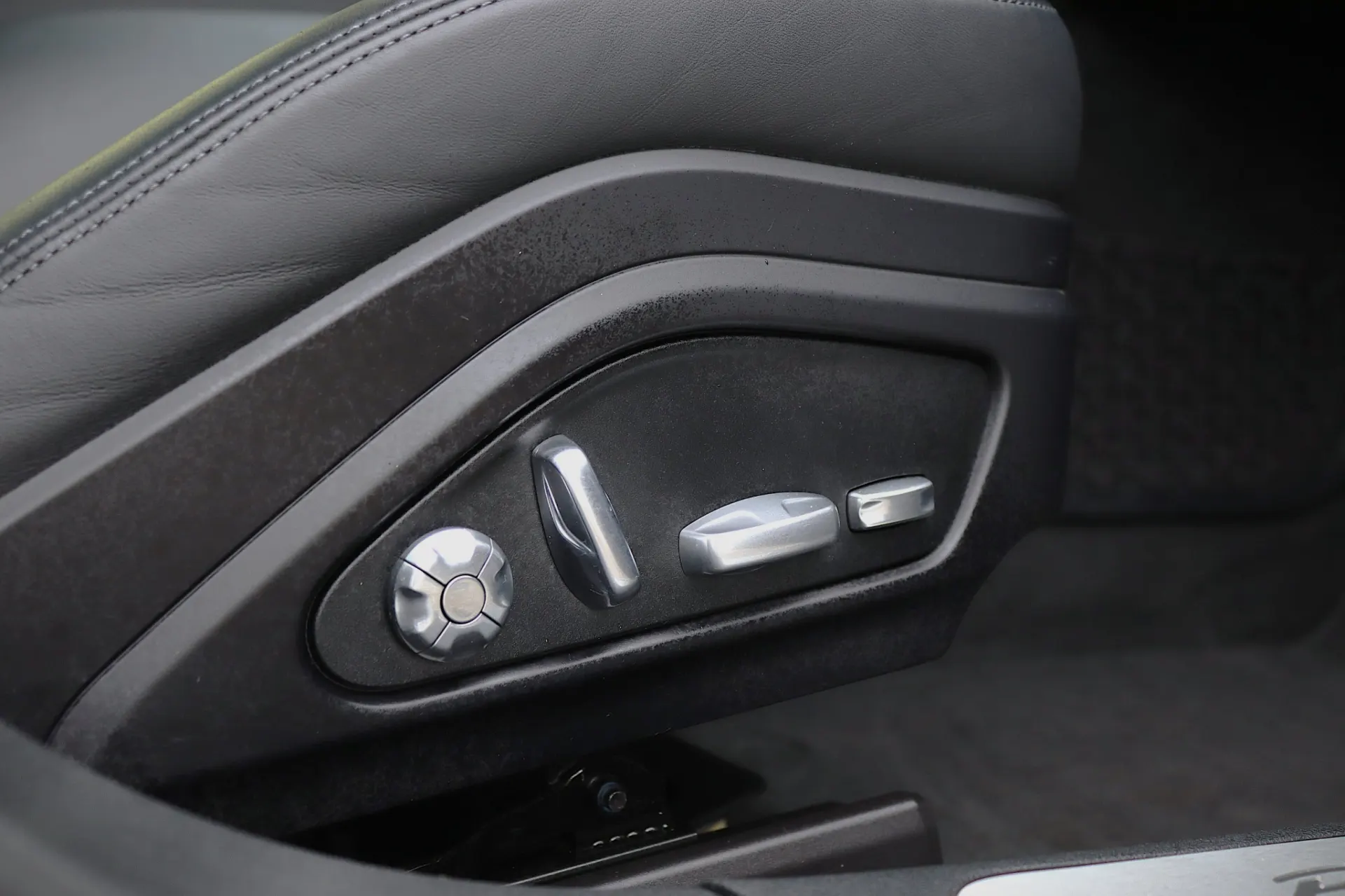 Porsche Panamera 4S E-Hybrid 50