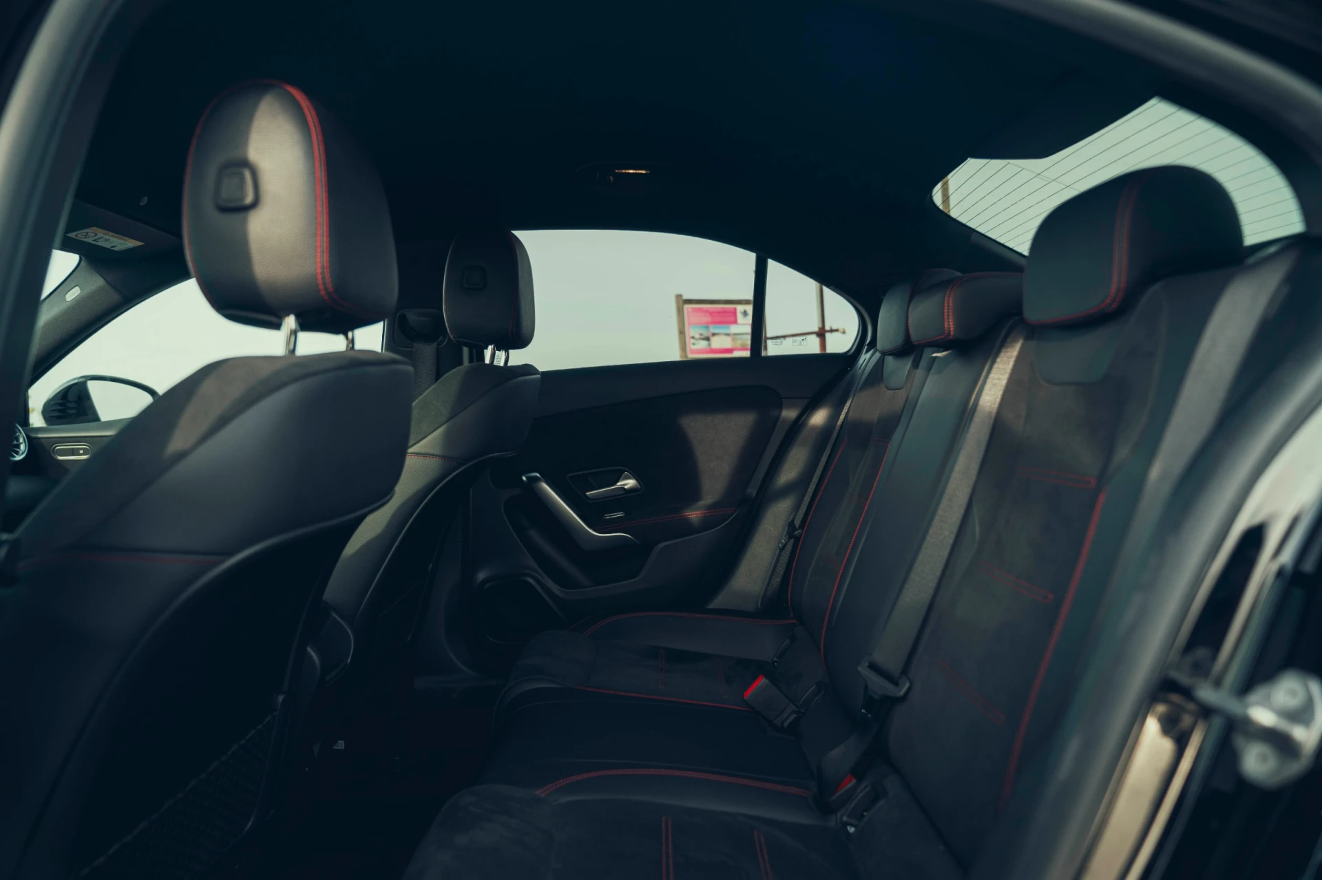 Mercedes-Benz A 250 Limousine e AMG Line 24